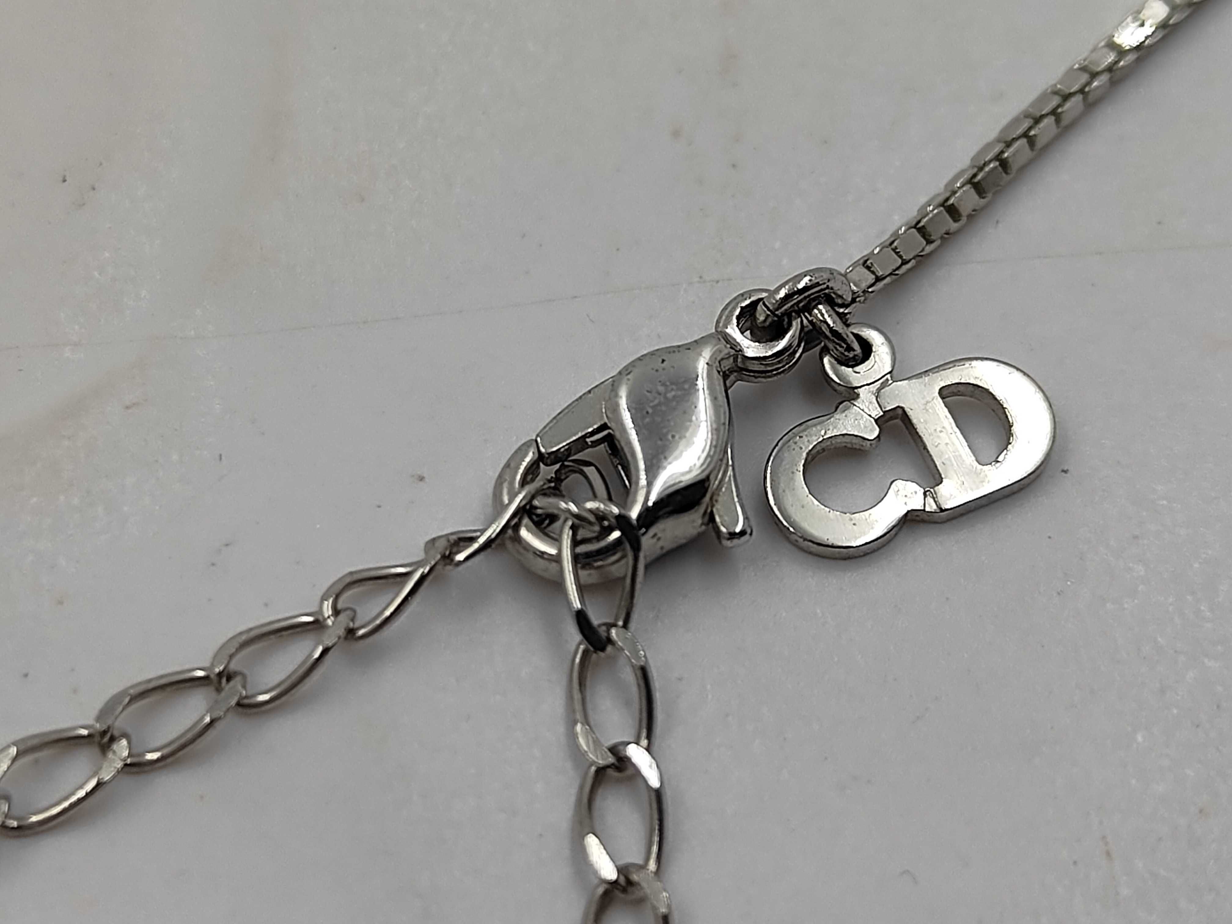 necklace — view 4