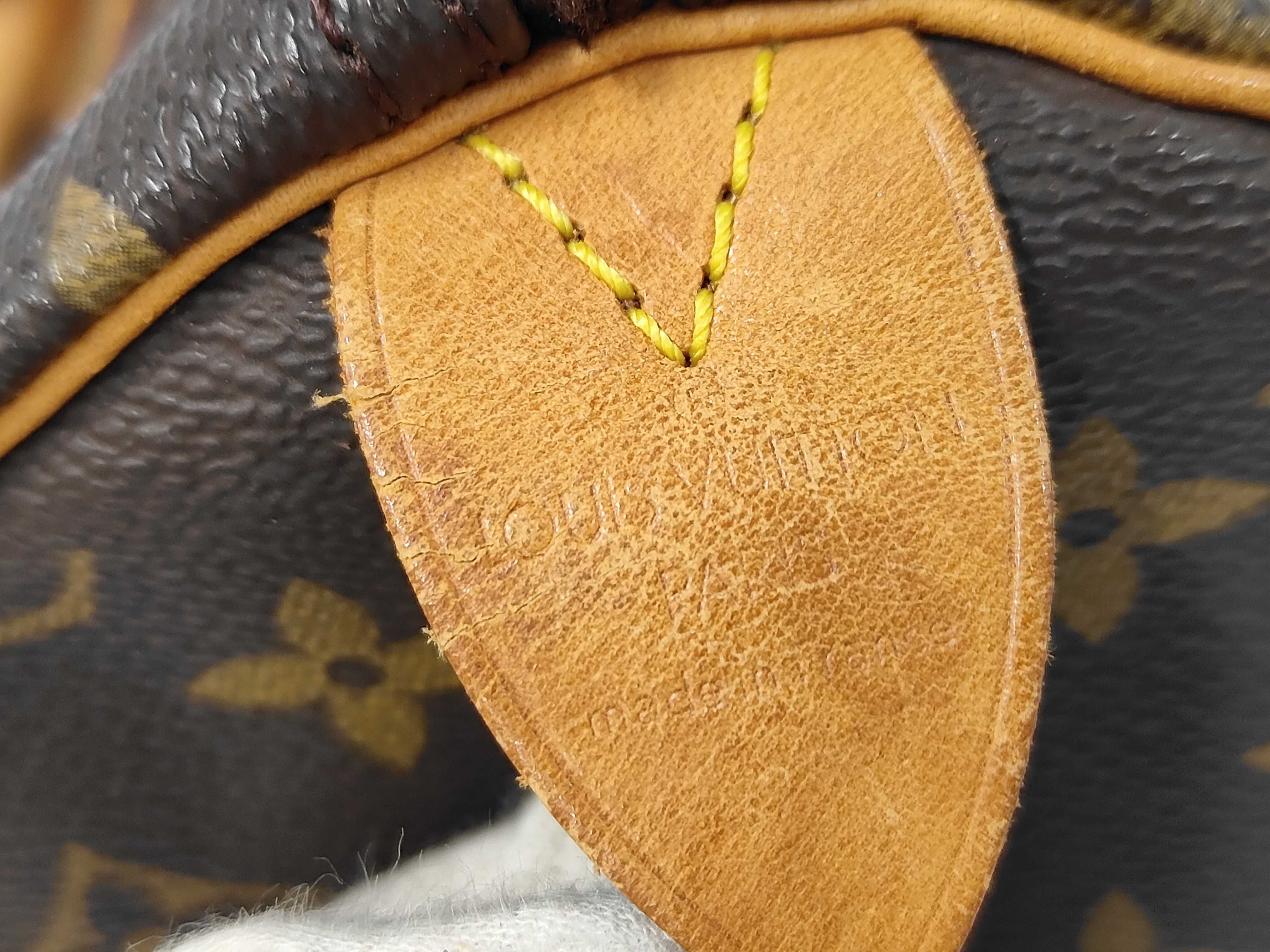 LV Speedy 35 Boston Bag — view 8