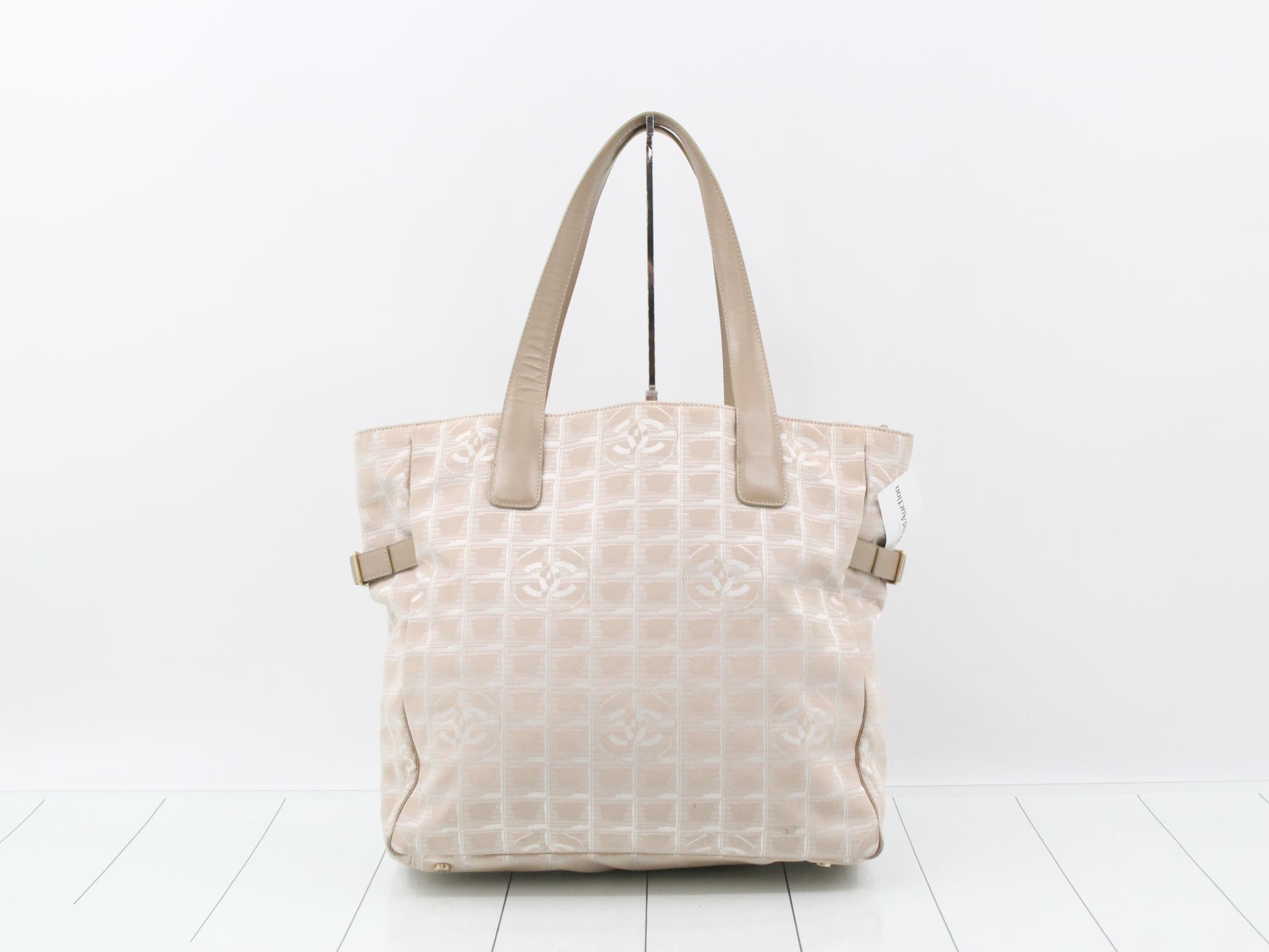 New Travel Line (Bags) - Tote Bag - Booth No. 8 — view 2