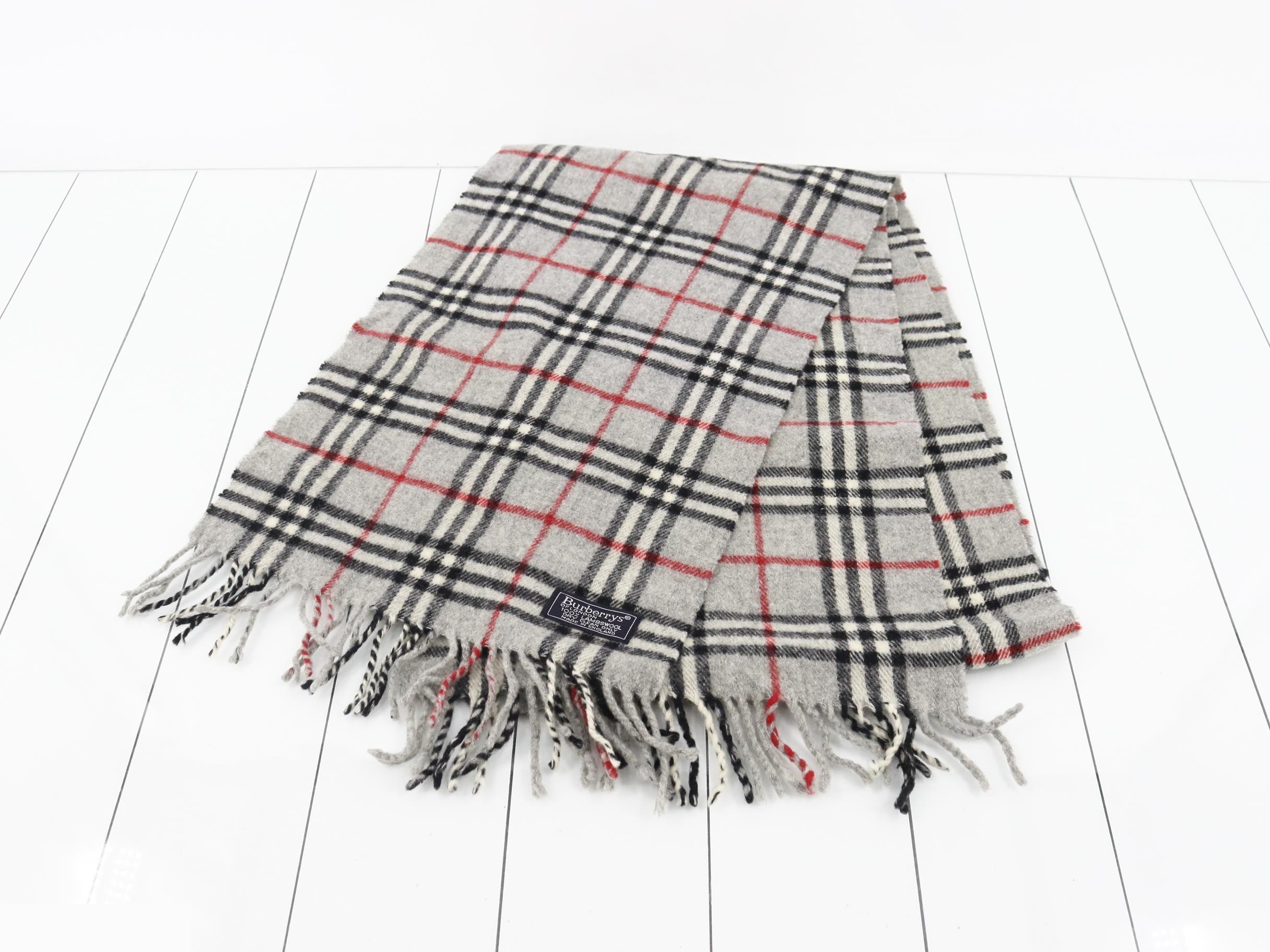 Other lines: Small items, accessories, and scarves — view 2