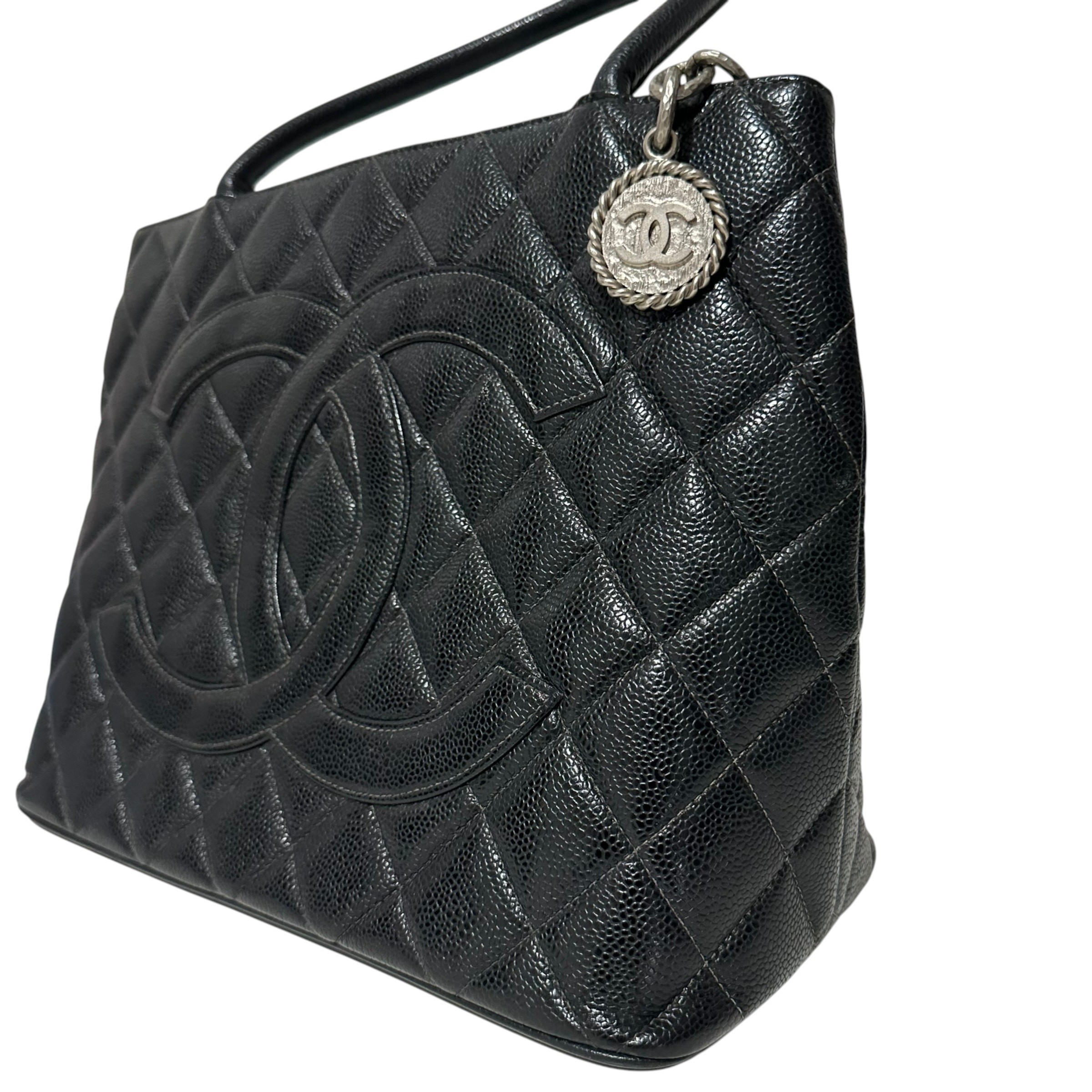 Matelassé Tote Bag, Caviar Leather, Reissue, Coco Mark — view 3