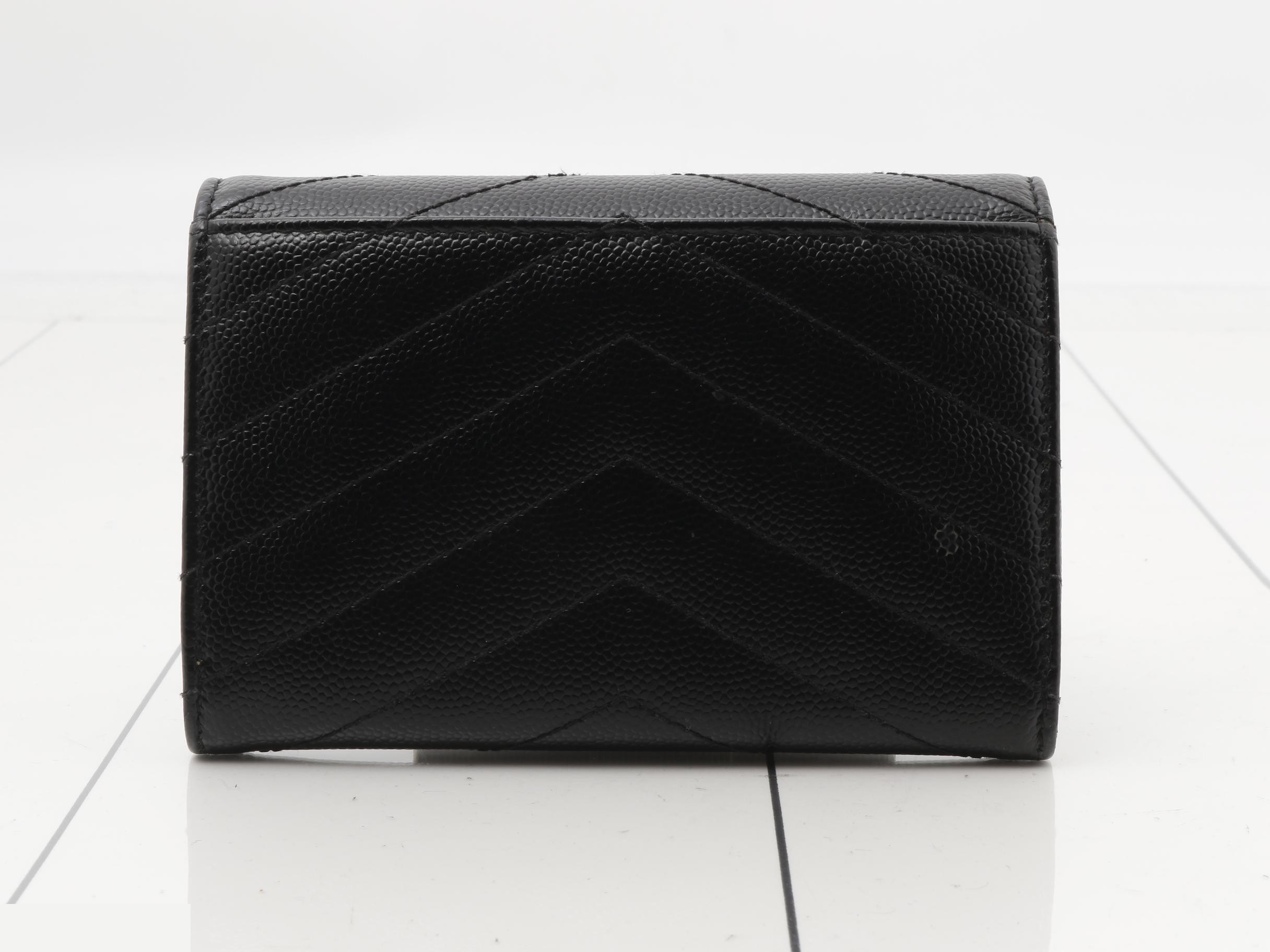Other lines: Bags and Wallets — view 2