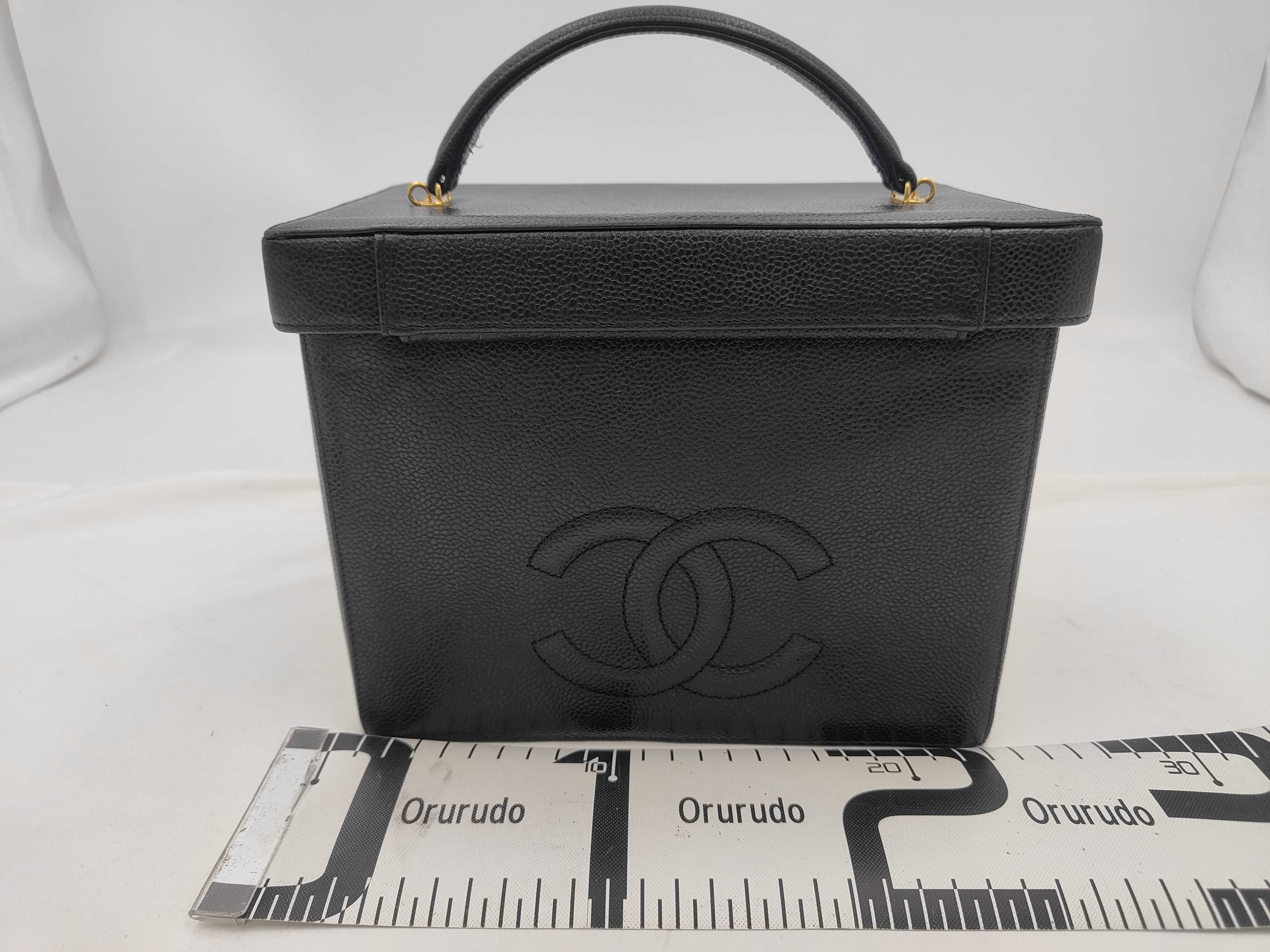 Caviar Skin Vanity Bag 2-Way Handbag Black Strap Series 3 Handbag — view 2