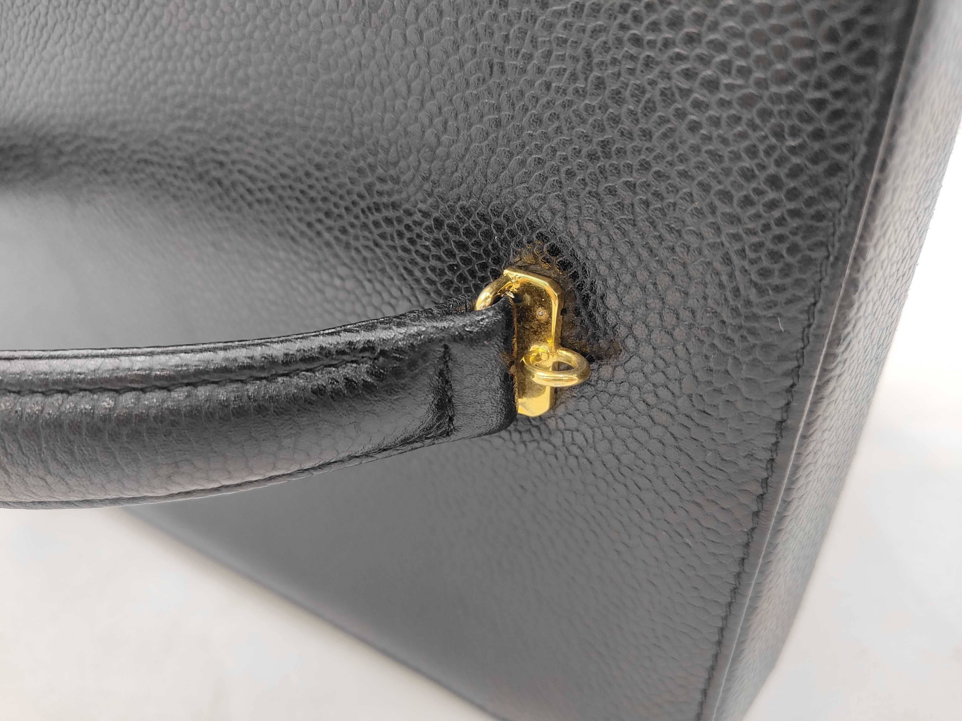 Caviar Skin Vanity Bag 2-Way Handbag Black Strap Series 3 Handbag — view 5