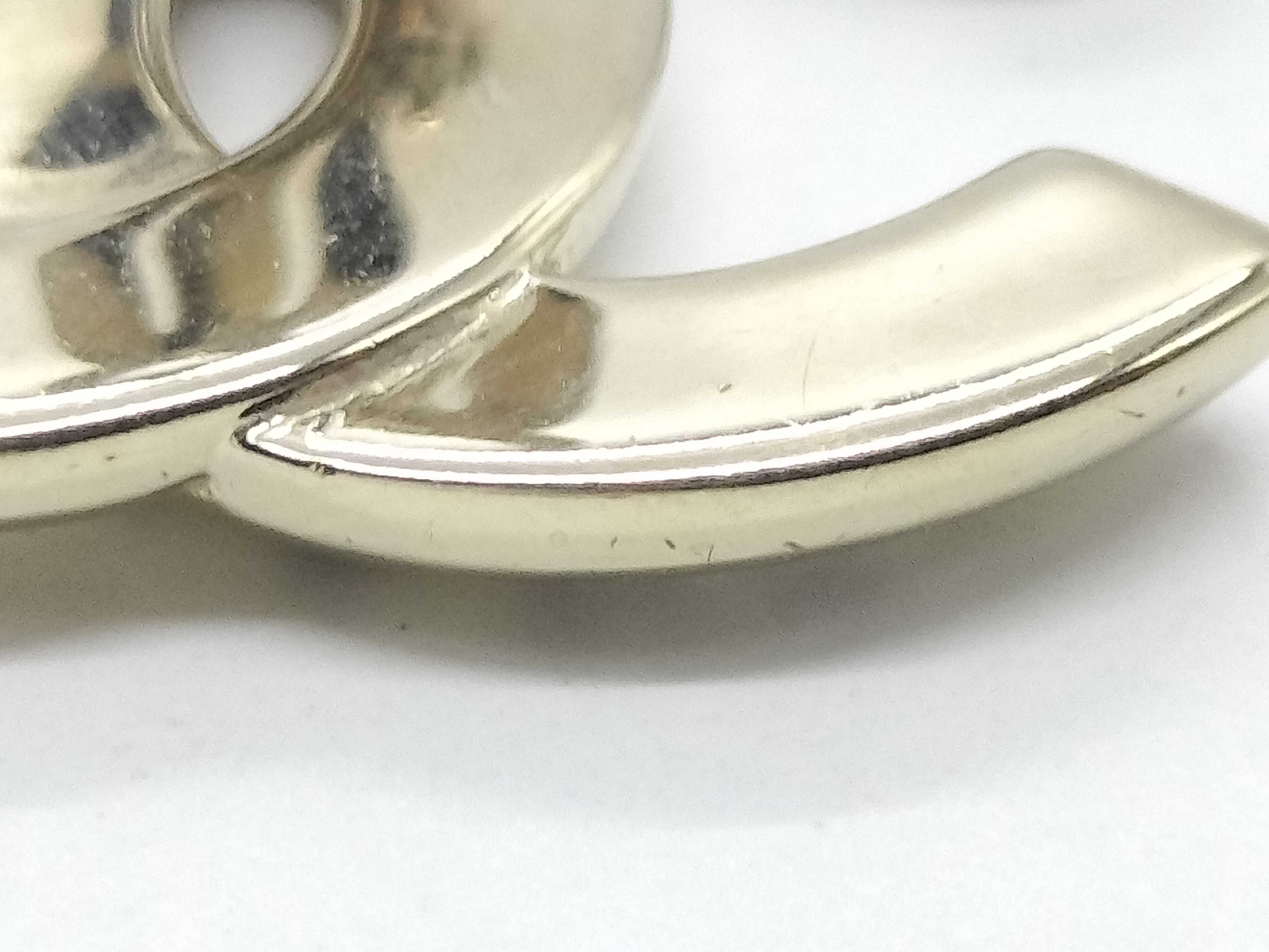 B25 Earrings — view 8
