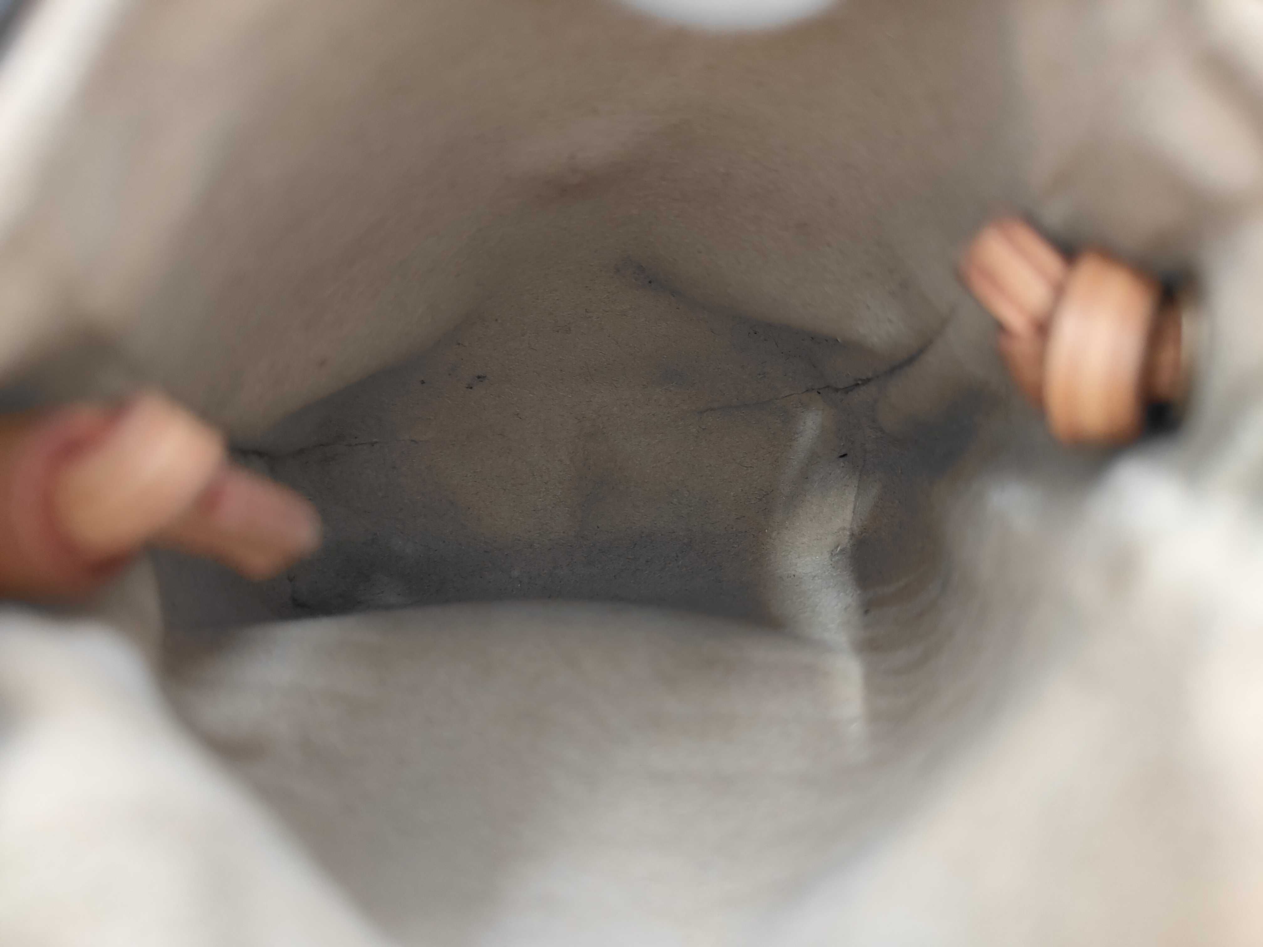 Cancun handbag, corner wear, cracks. — view 8