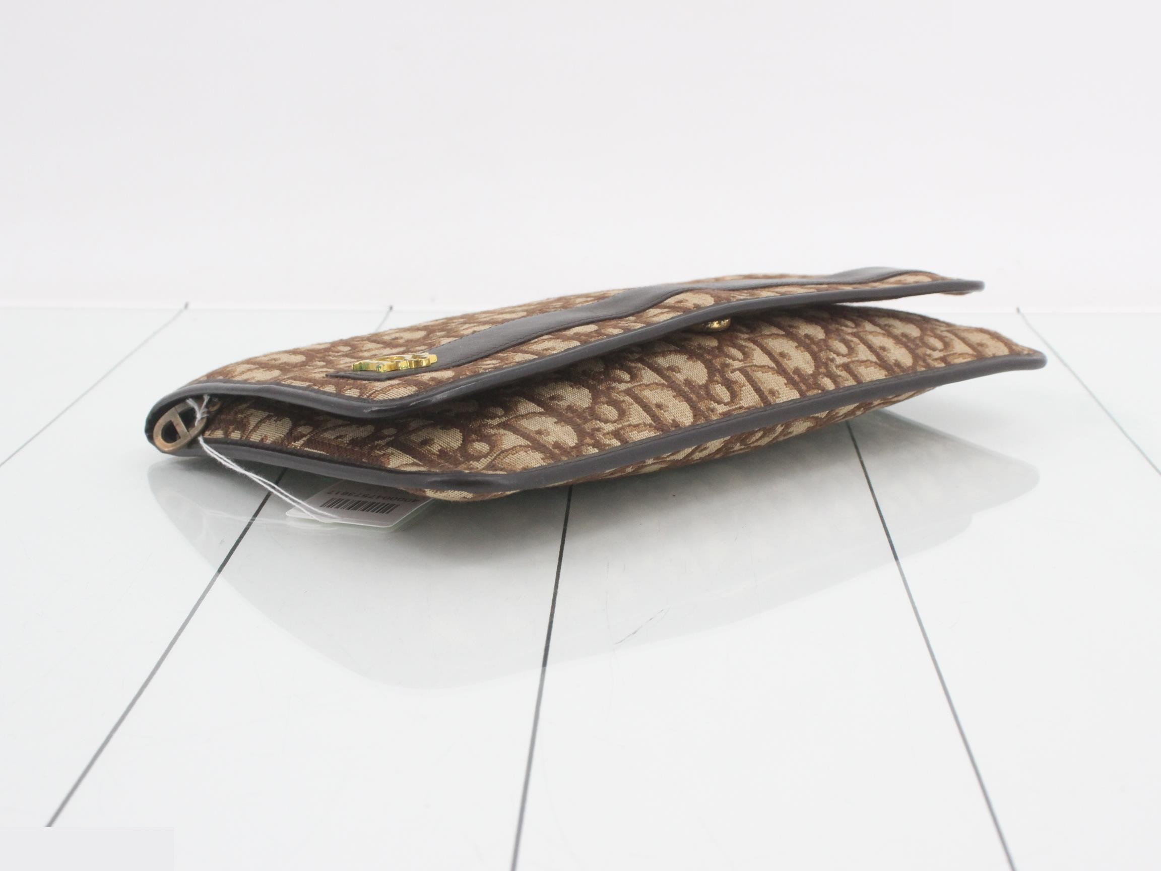 Second bag — view 5