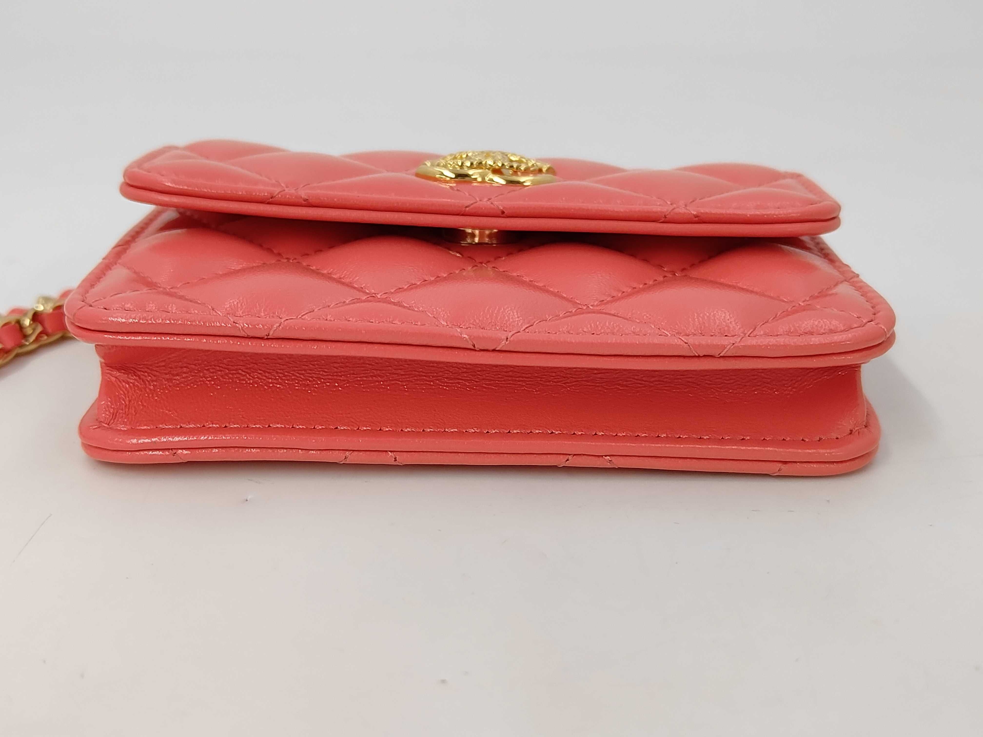 Chain Wallet Pink Push-Lock Random Shoulder Bag — view 8