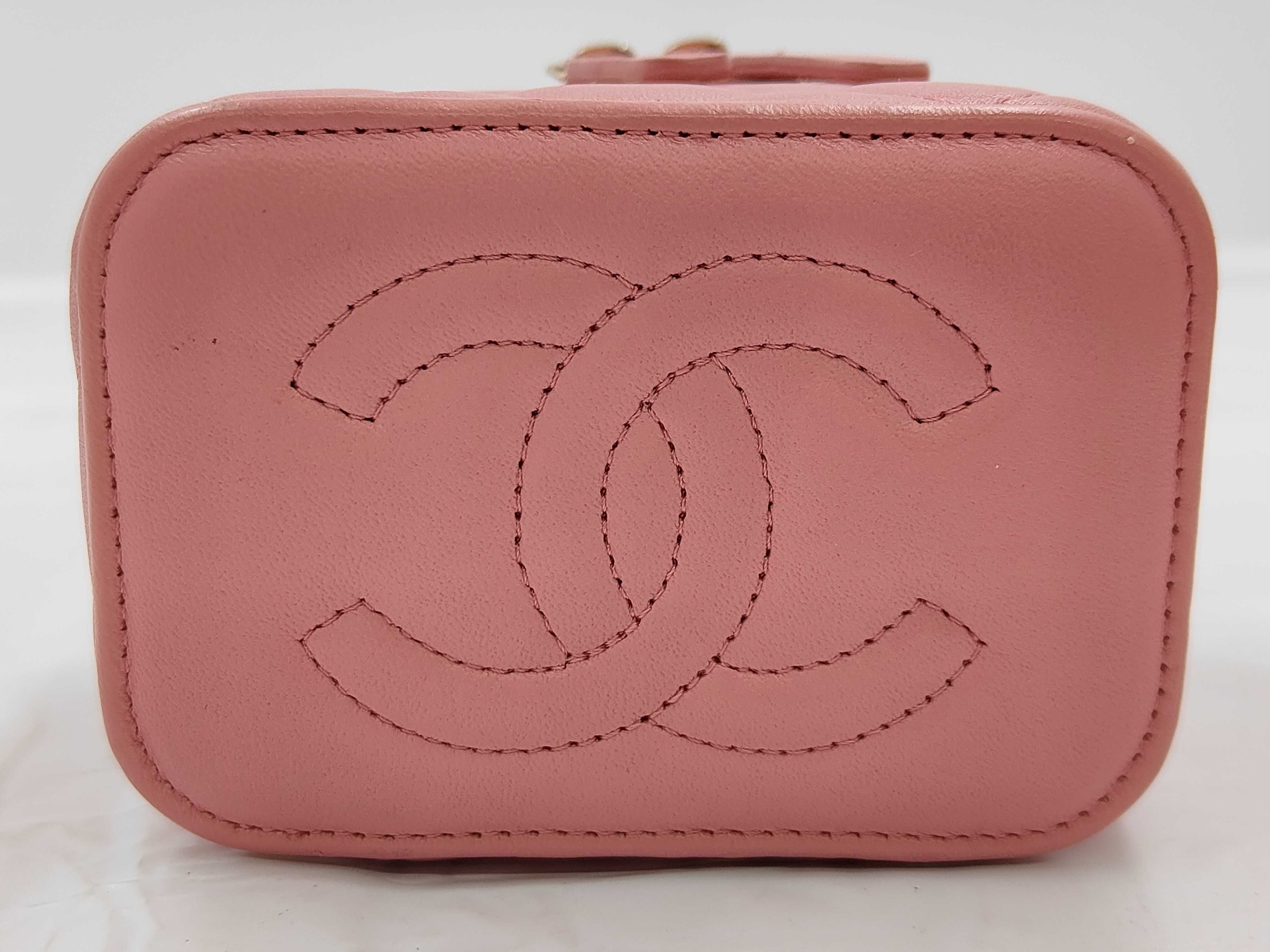 Matelassé Vanity Bag, Pink, Gold Hardware, Random Serial Number, Shoulder Bag — view 9