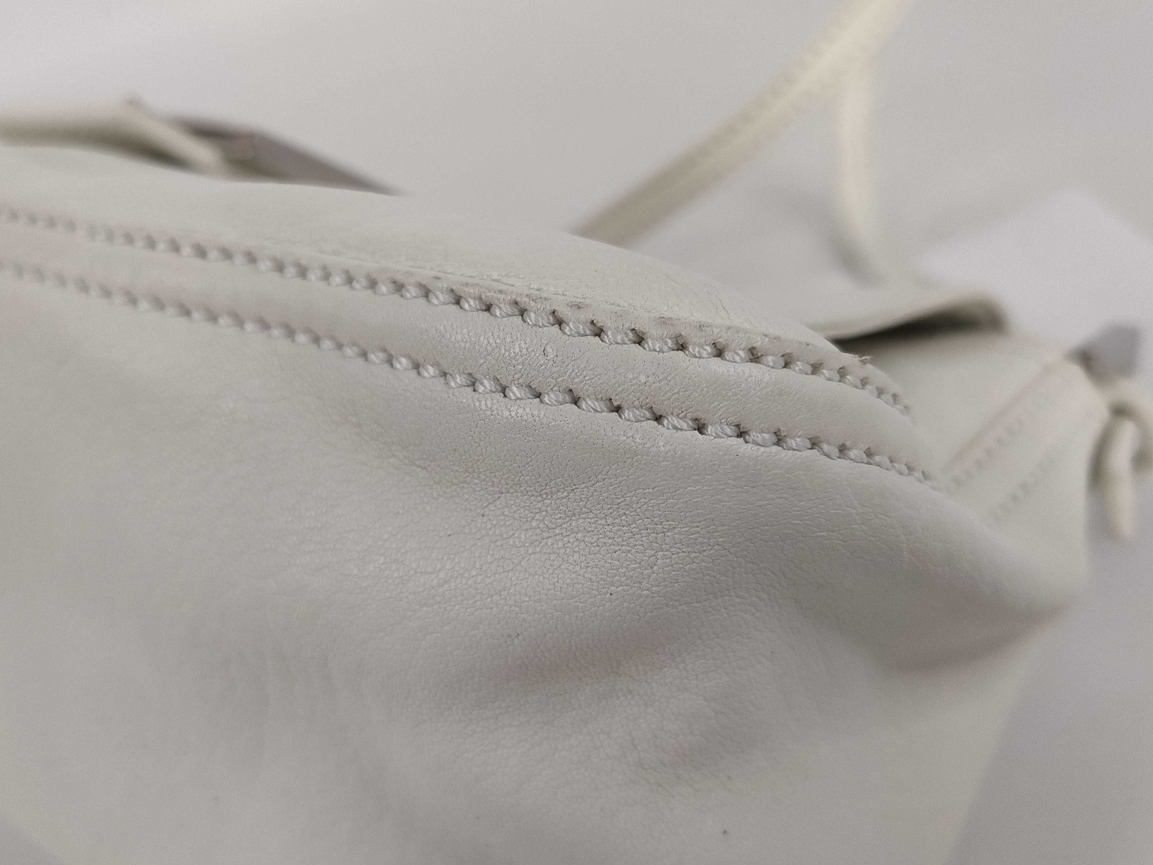 Mamma Fendi Mamma White Mini Handbag — view 7