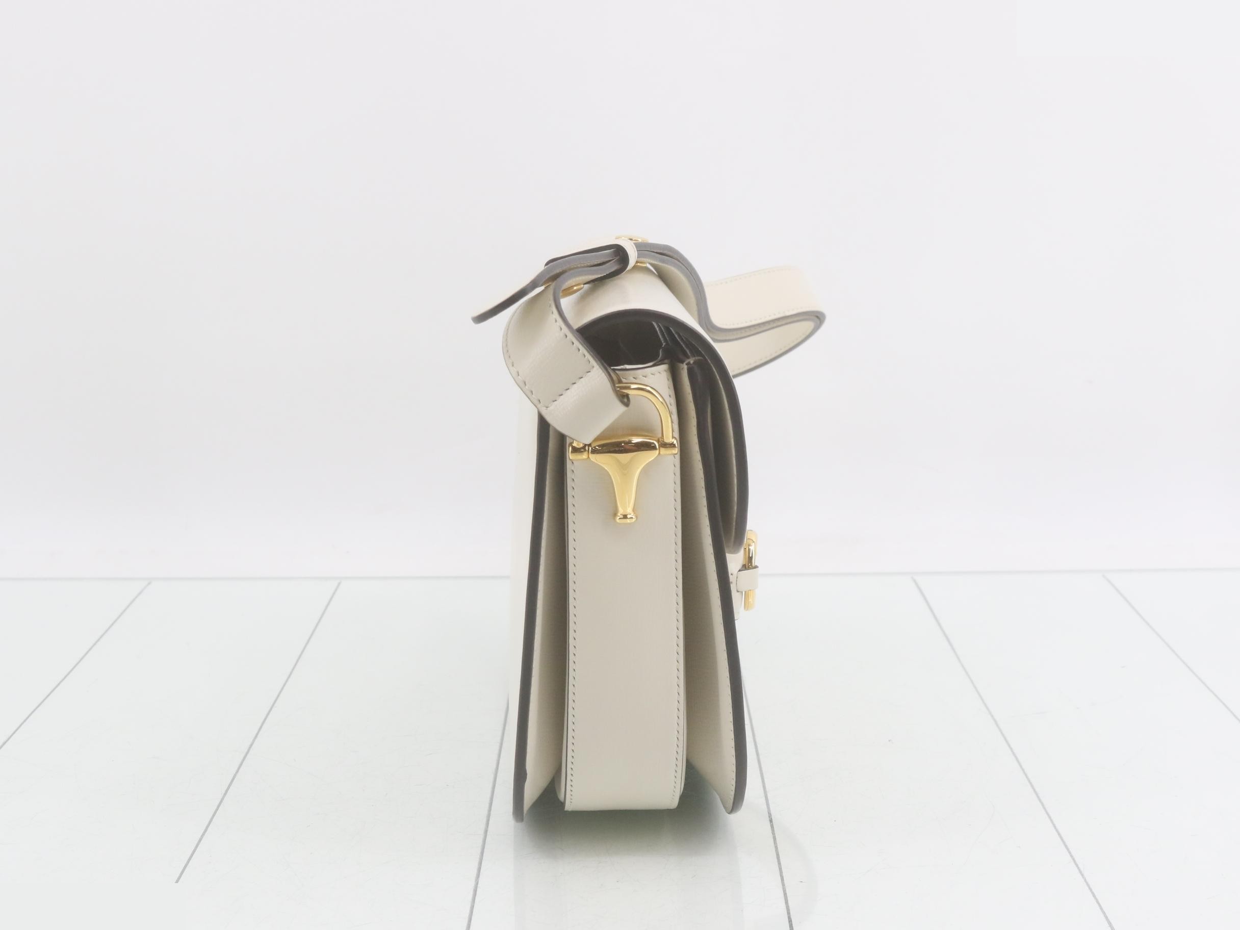 Unused, stored item: Horsebit 1955 leather white shoulder bag — view 4