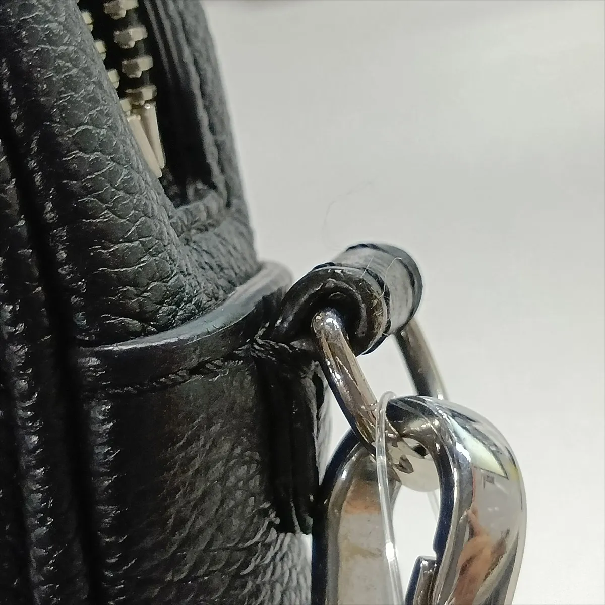 Cam 7M0286 Leather Shoulder Bag, Black — view 11