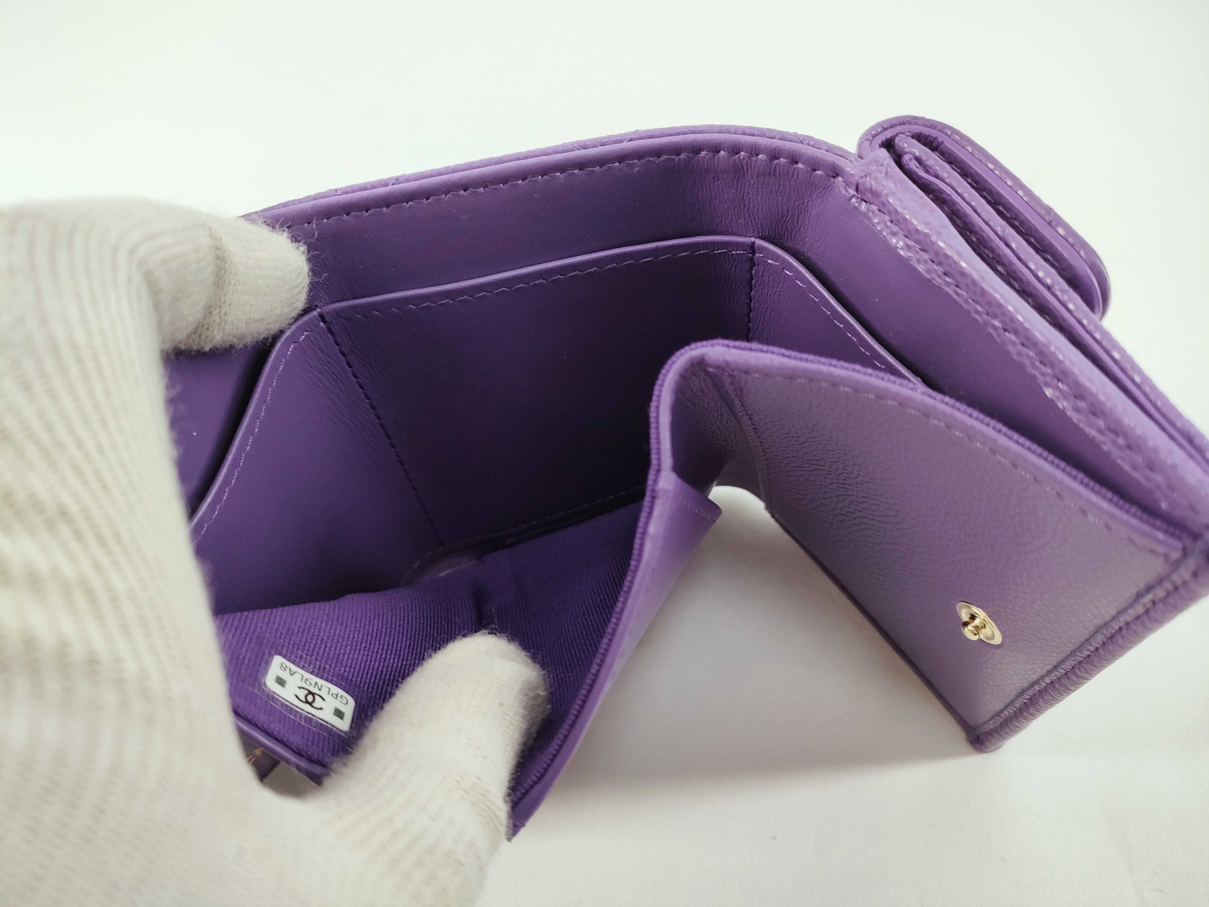 Caviar Skin Coco Mark Compact Wallet — view 11
