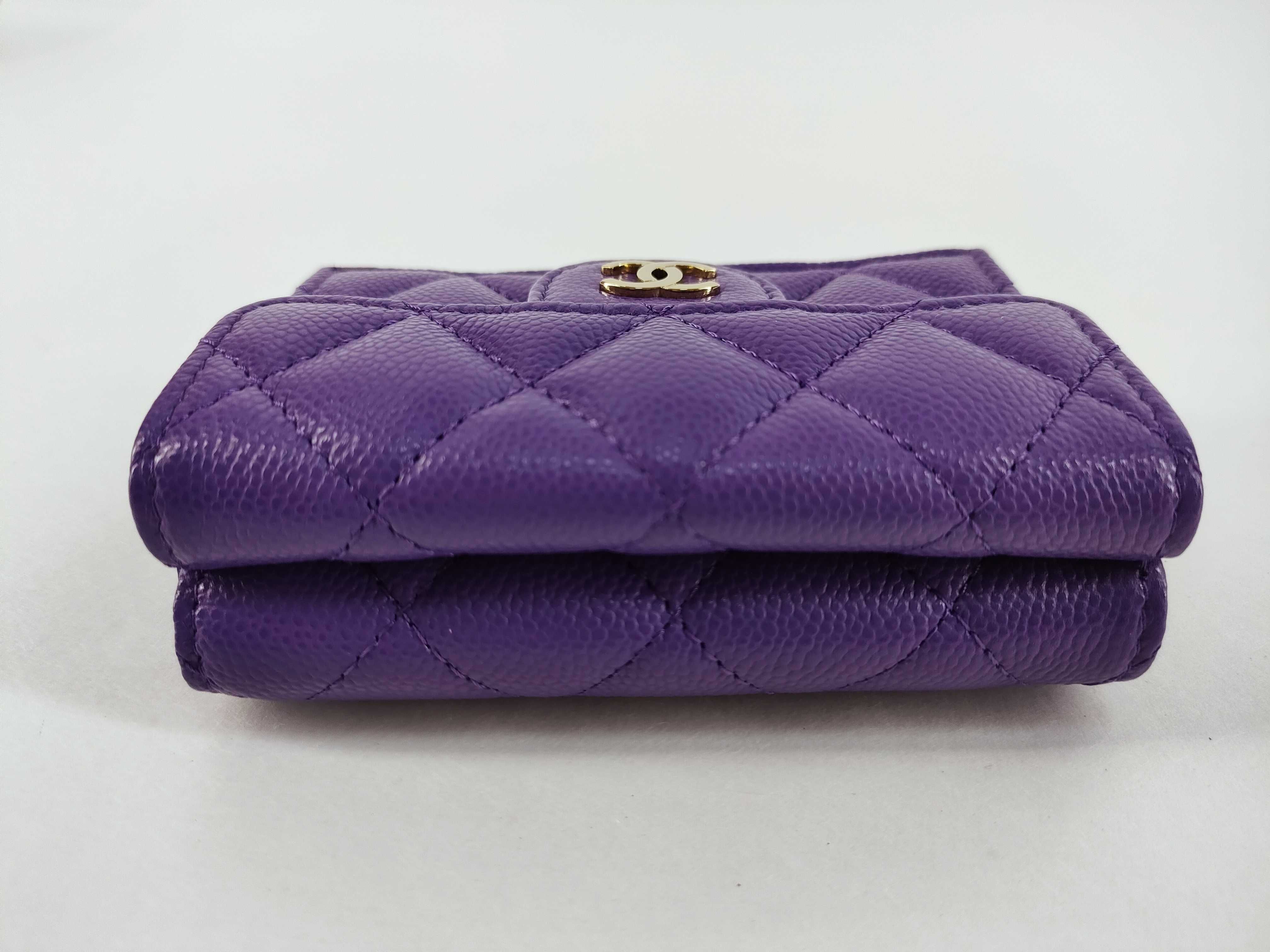 Caviar Skin Coco Mark Compact Wallet — view 5