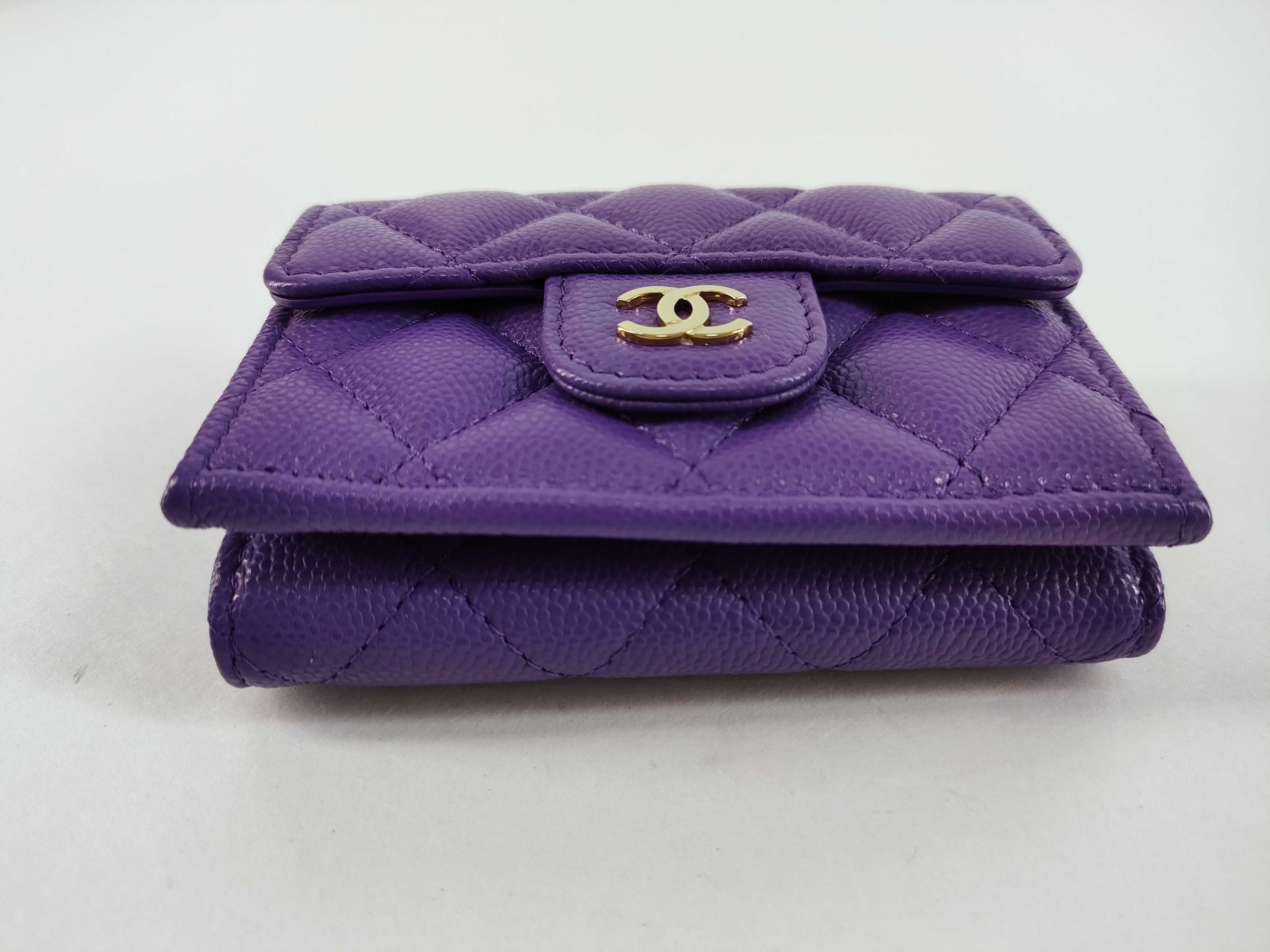 Caviar Skin Coco Mark Compact Wallet — view 7