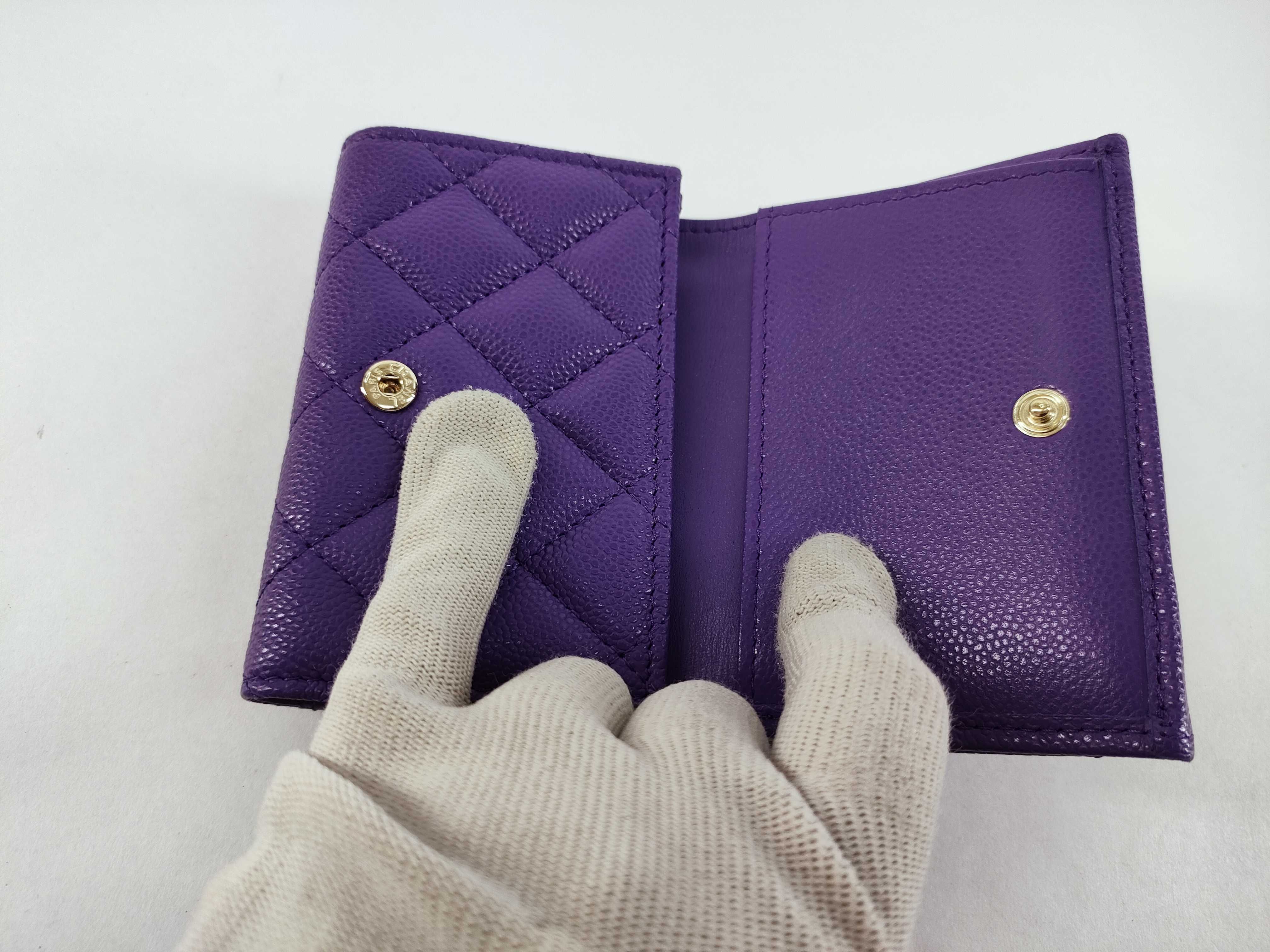 Caviar Skin Coco Mark Compact Wallet — view 8