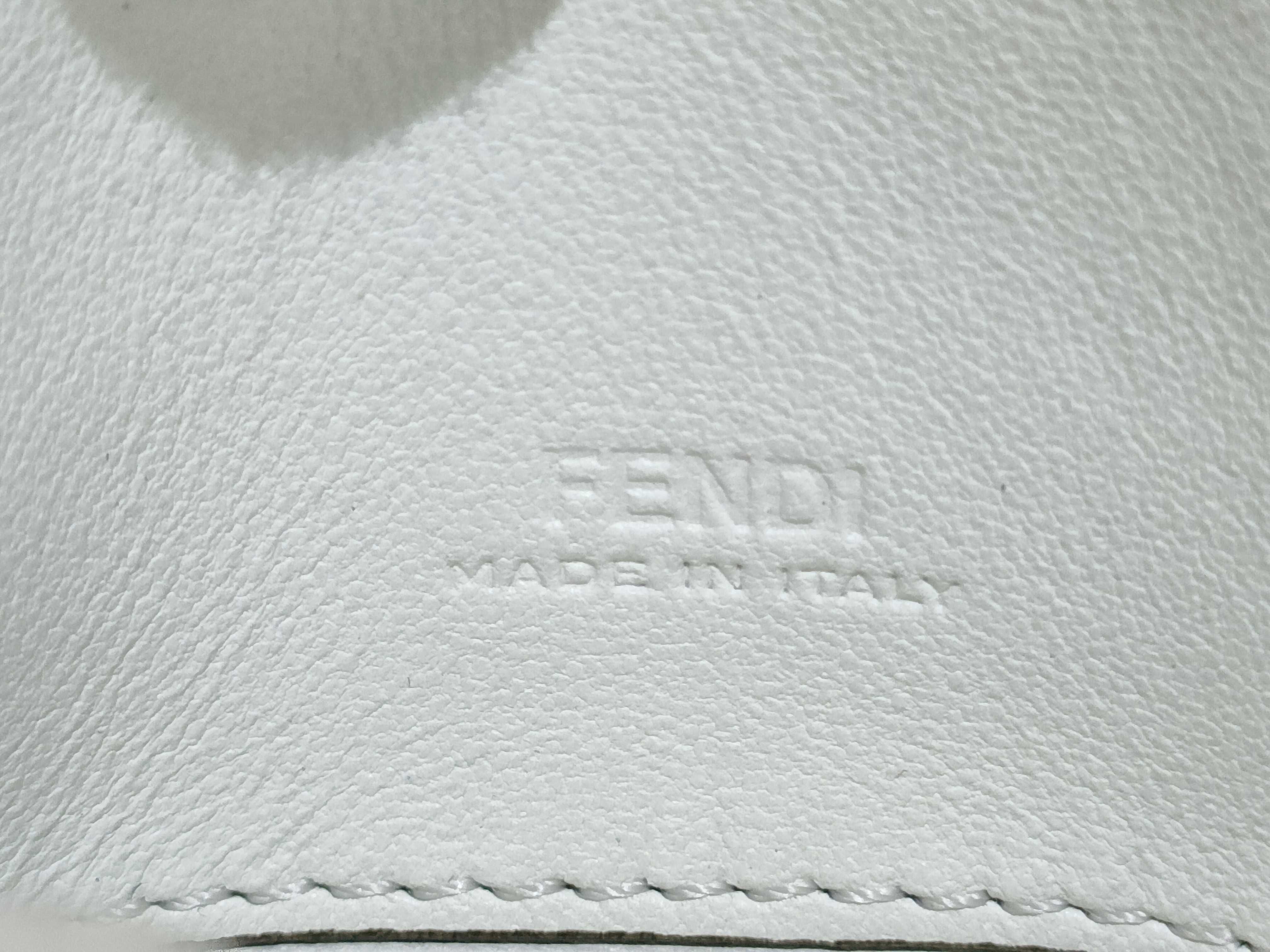 Zucca pattern white mini chain shoulder bag — view 10