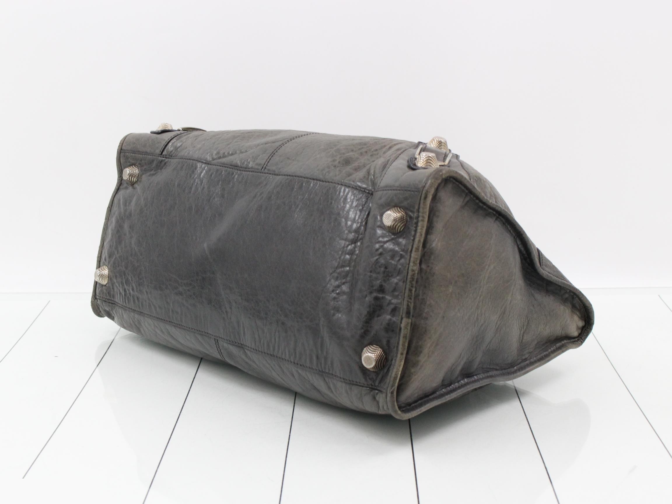 Classic handbag — view 6
