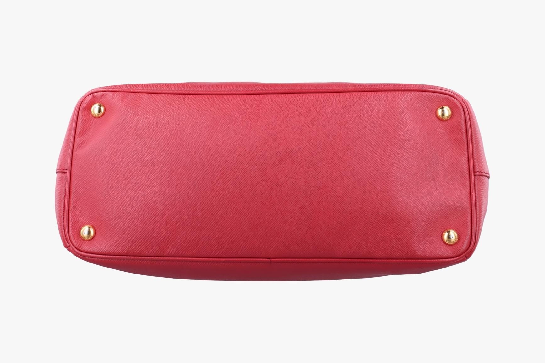 Galleria Saffiano Leather Red — view 3