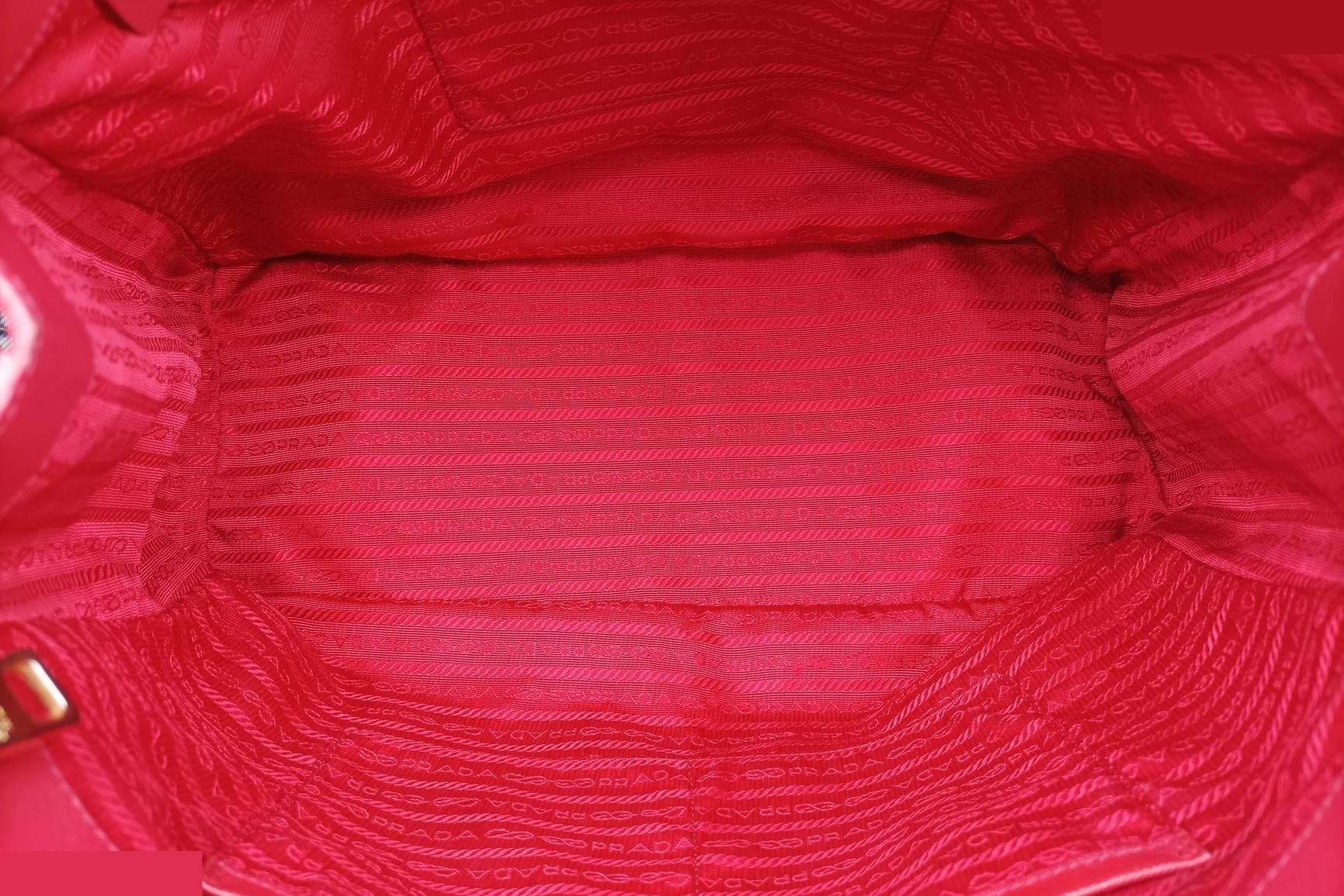 Galleria Saffiano Leather Red — view 6