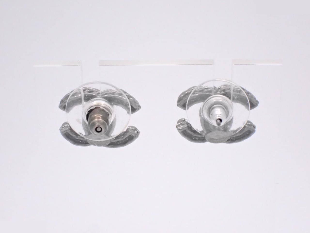 Earrings with Coco Mark logo — view 2
