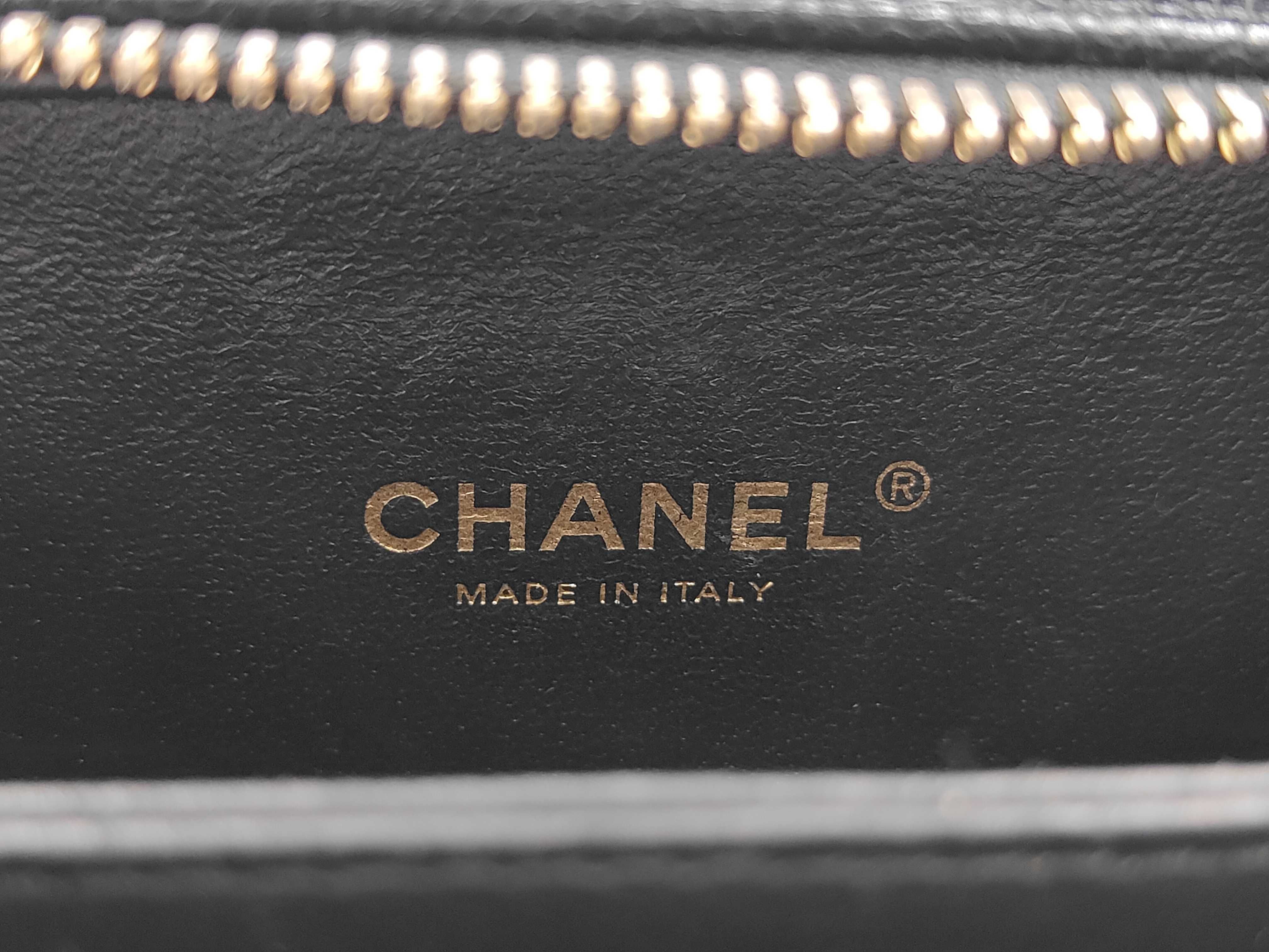 CC Filigree Vanity Shoulder Bag — view 12