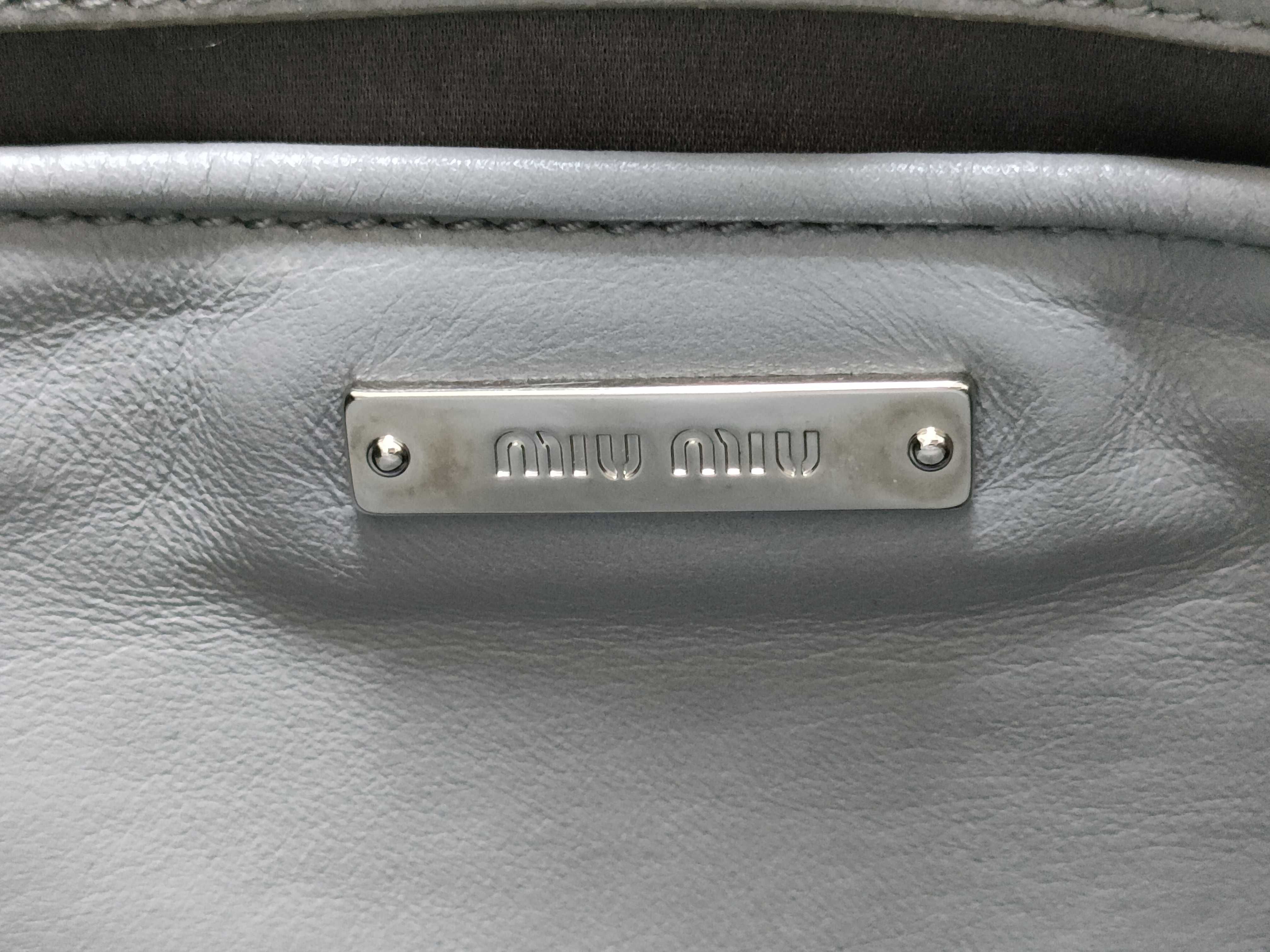 Matelassé Nappa Crystal Leather 2-Way Handbag, Gray, RN0896 (Handbag) — view 15