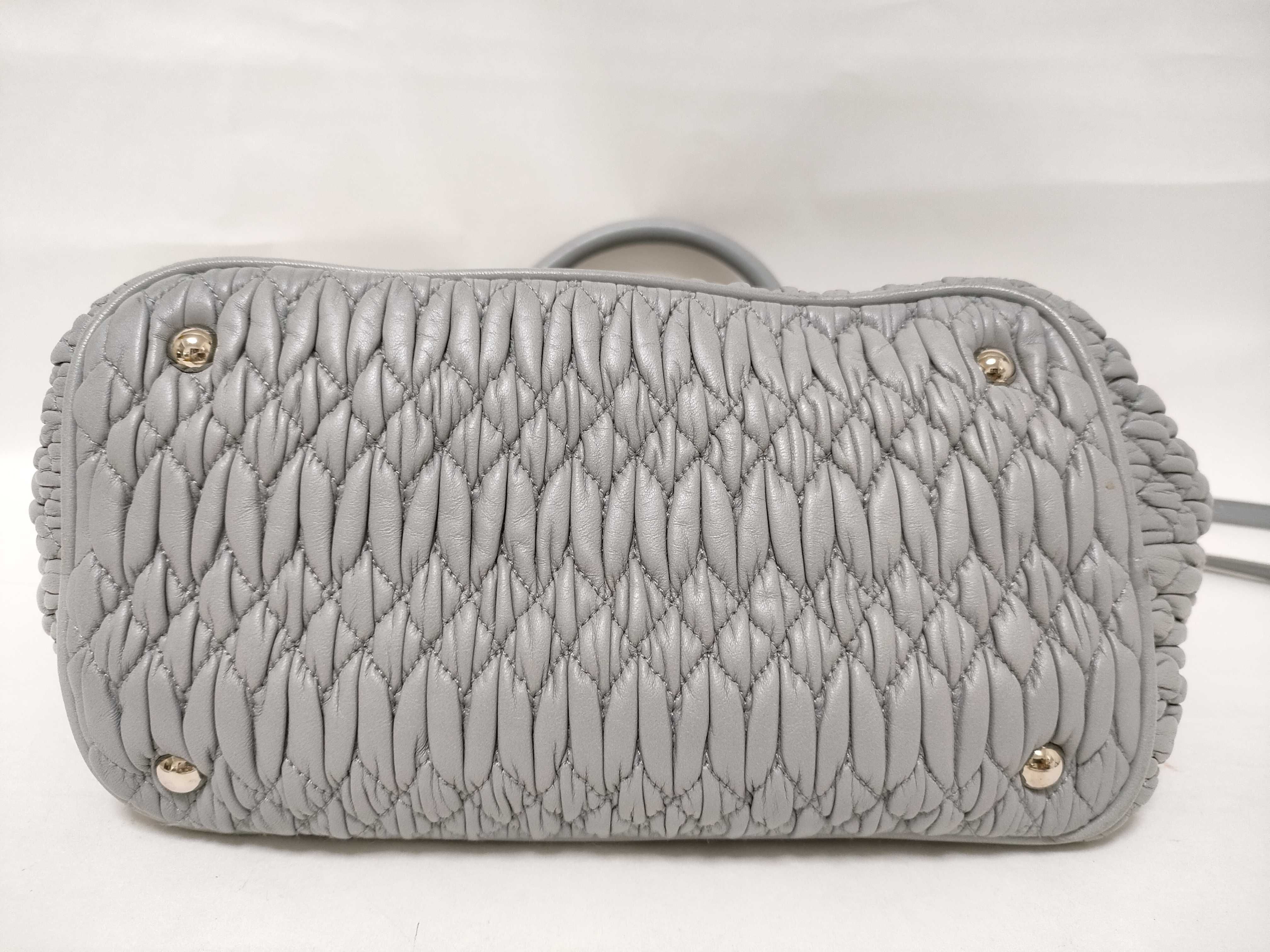 Matelassé Nappa Crystal Leather 2-Way Handbag, Gray, RN0896 (Handbag) — view 9