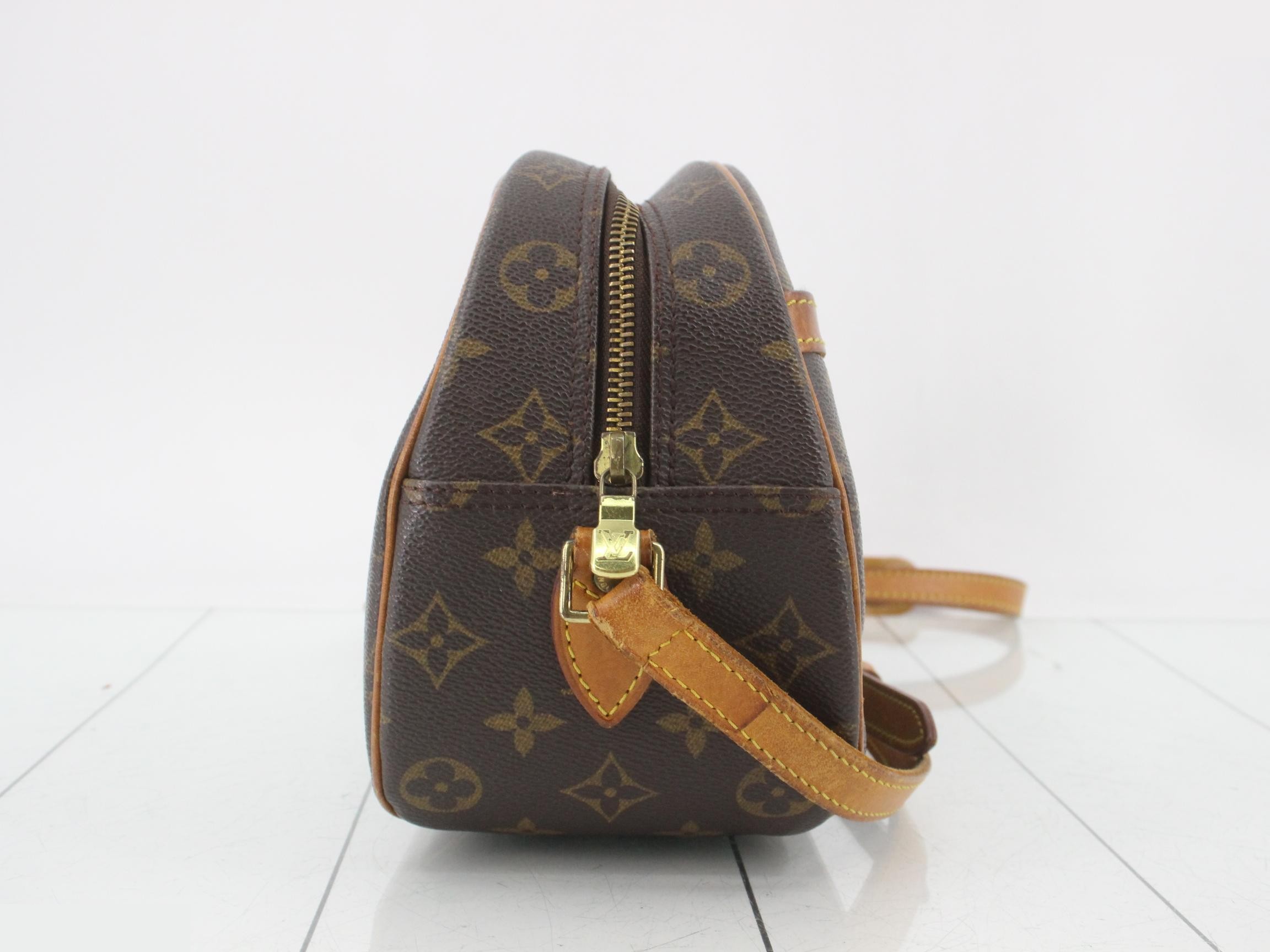 Monogram Shoulder Bag Blois — view 4