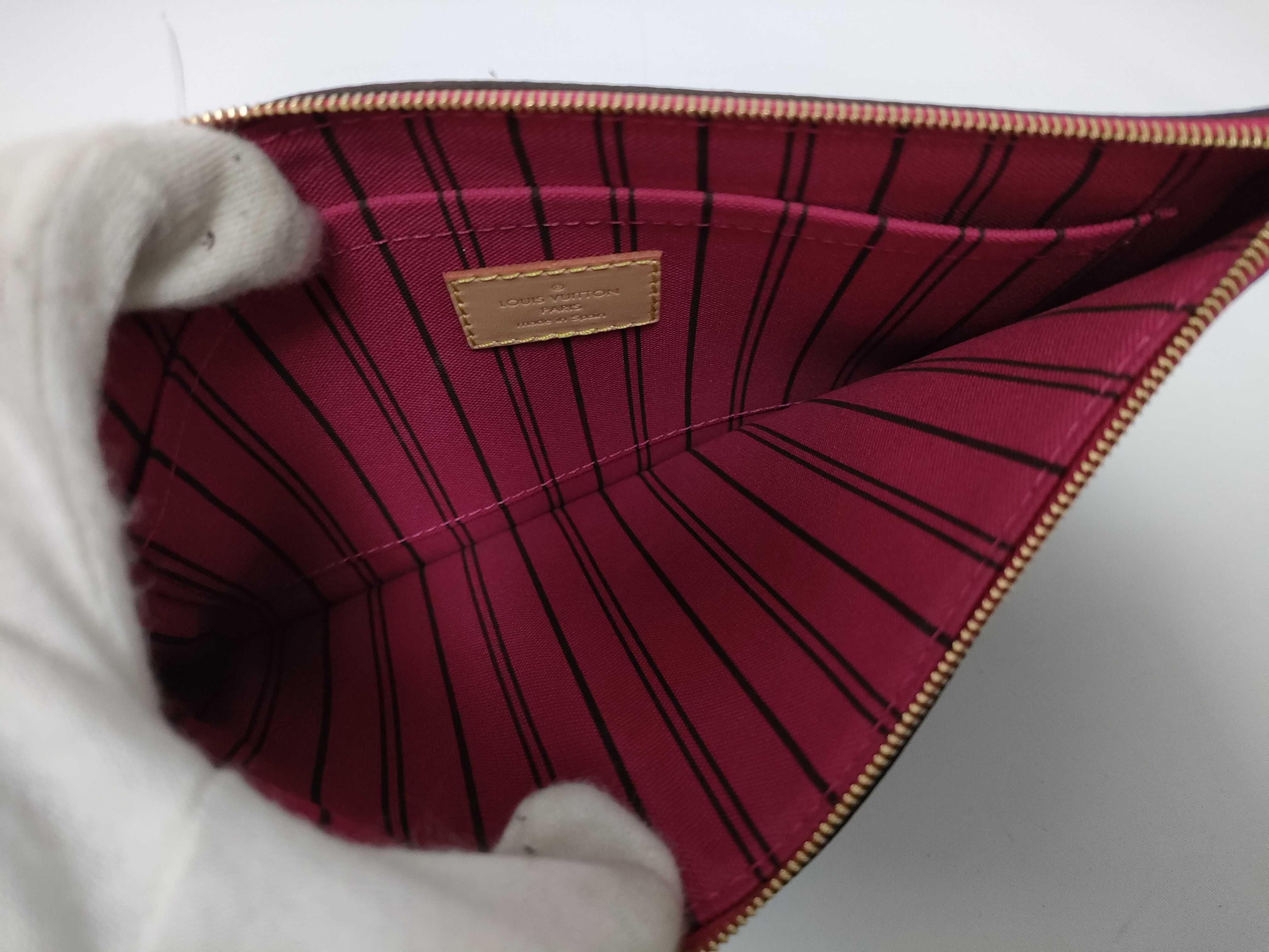 Monogram Neverfull MM Inner Cherry M40156 Handbag — view 12