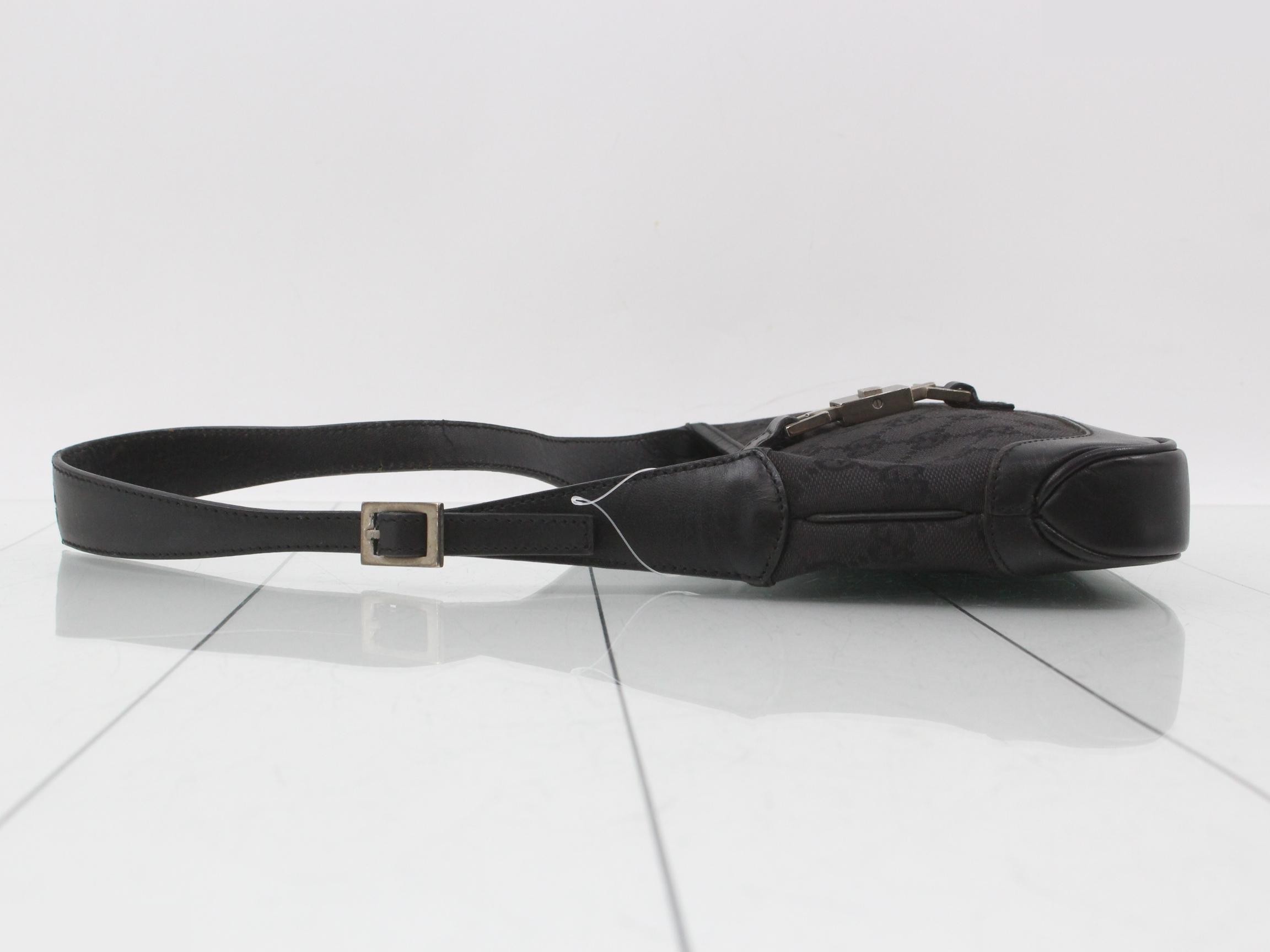 GG Canvas Jackie Shoulder Bag — view 4