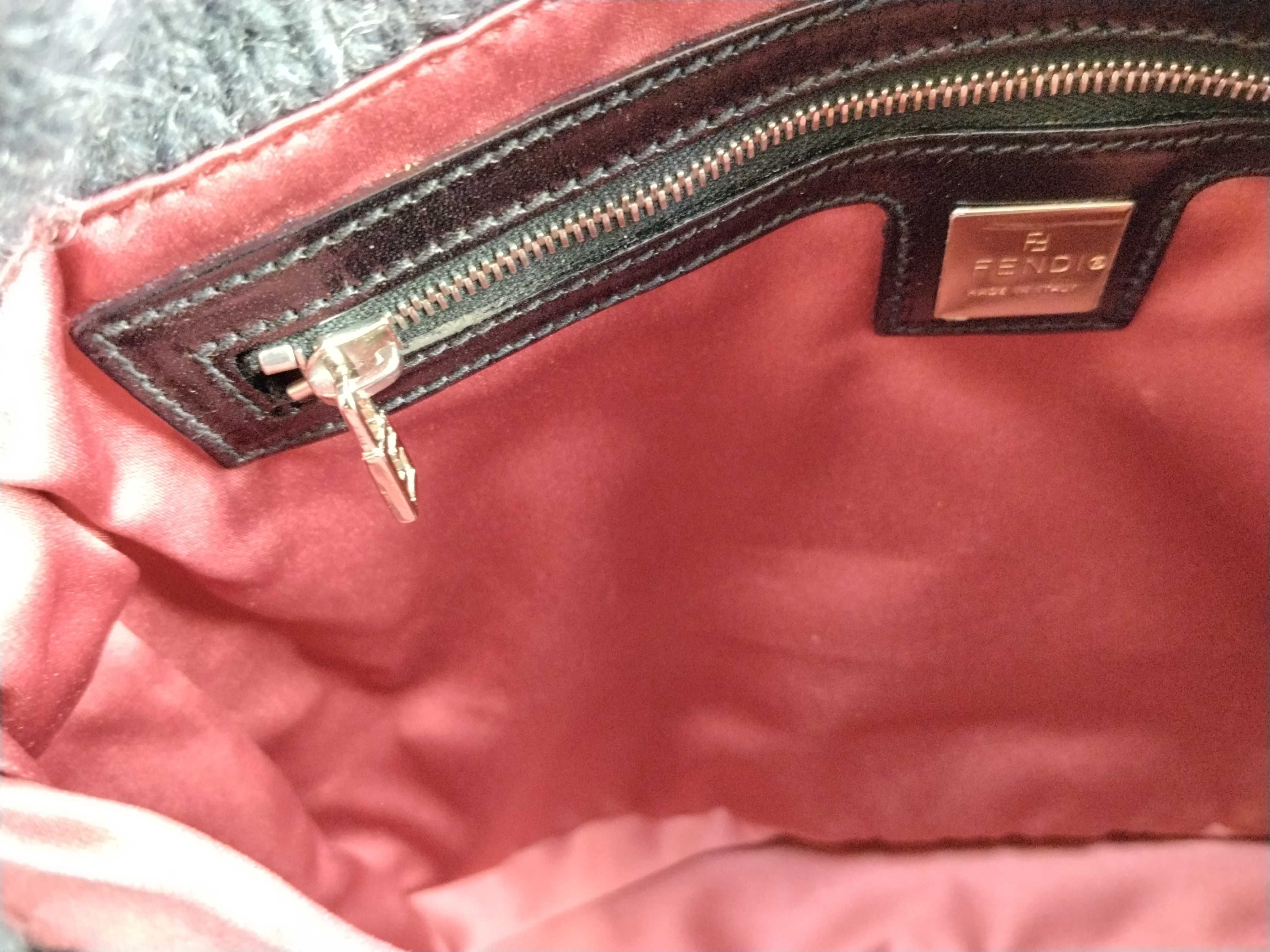 Mamma Fendi Mamma Bucket Knit Wool One-Shoulder Bag Dust Bag Shoulder Bag — view 14