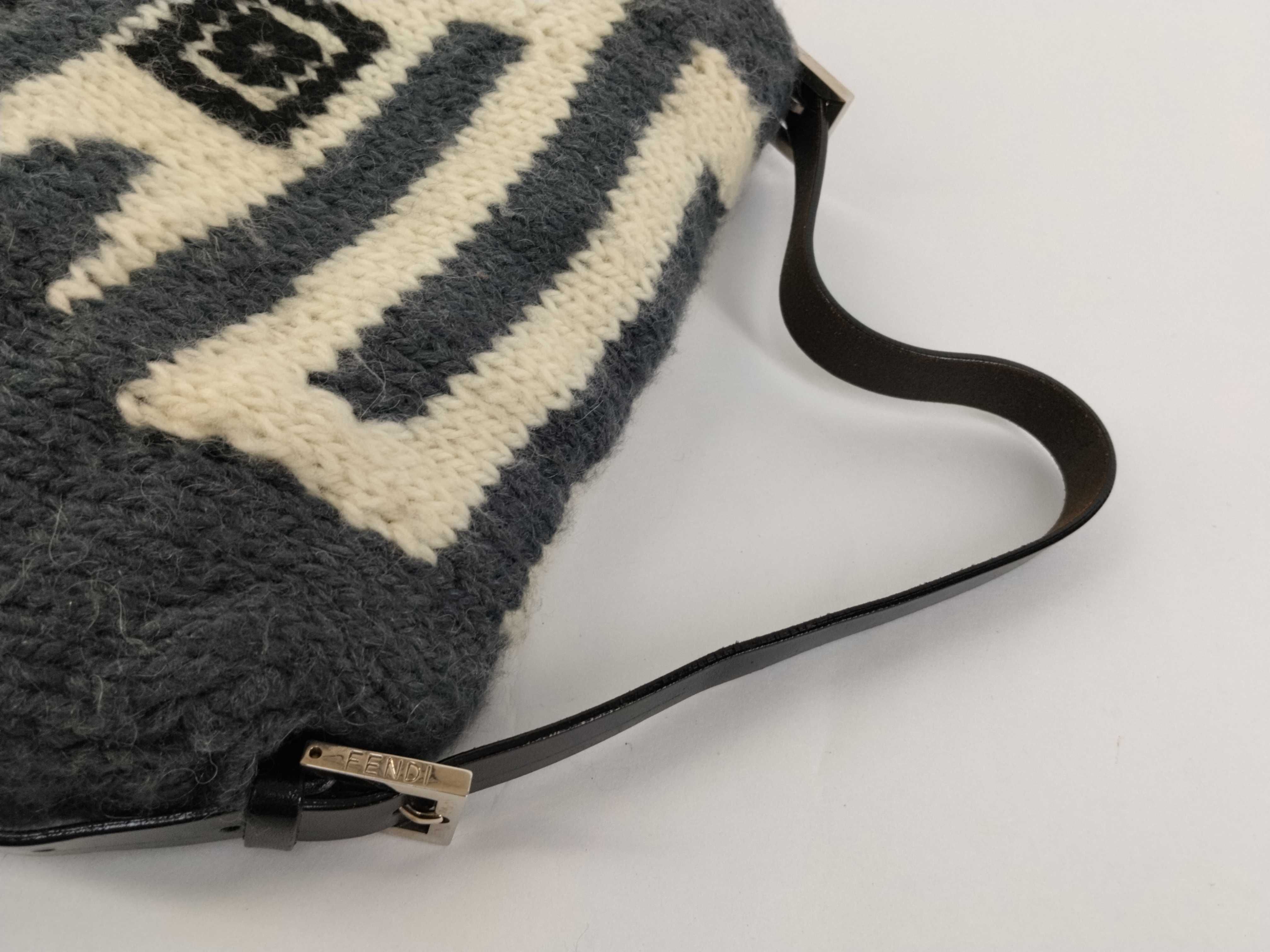Mamma Fendi Mamma Bucket Knit Wool One-Shoulder Bag Dust Bag Shoulder Bag — view 3