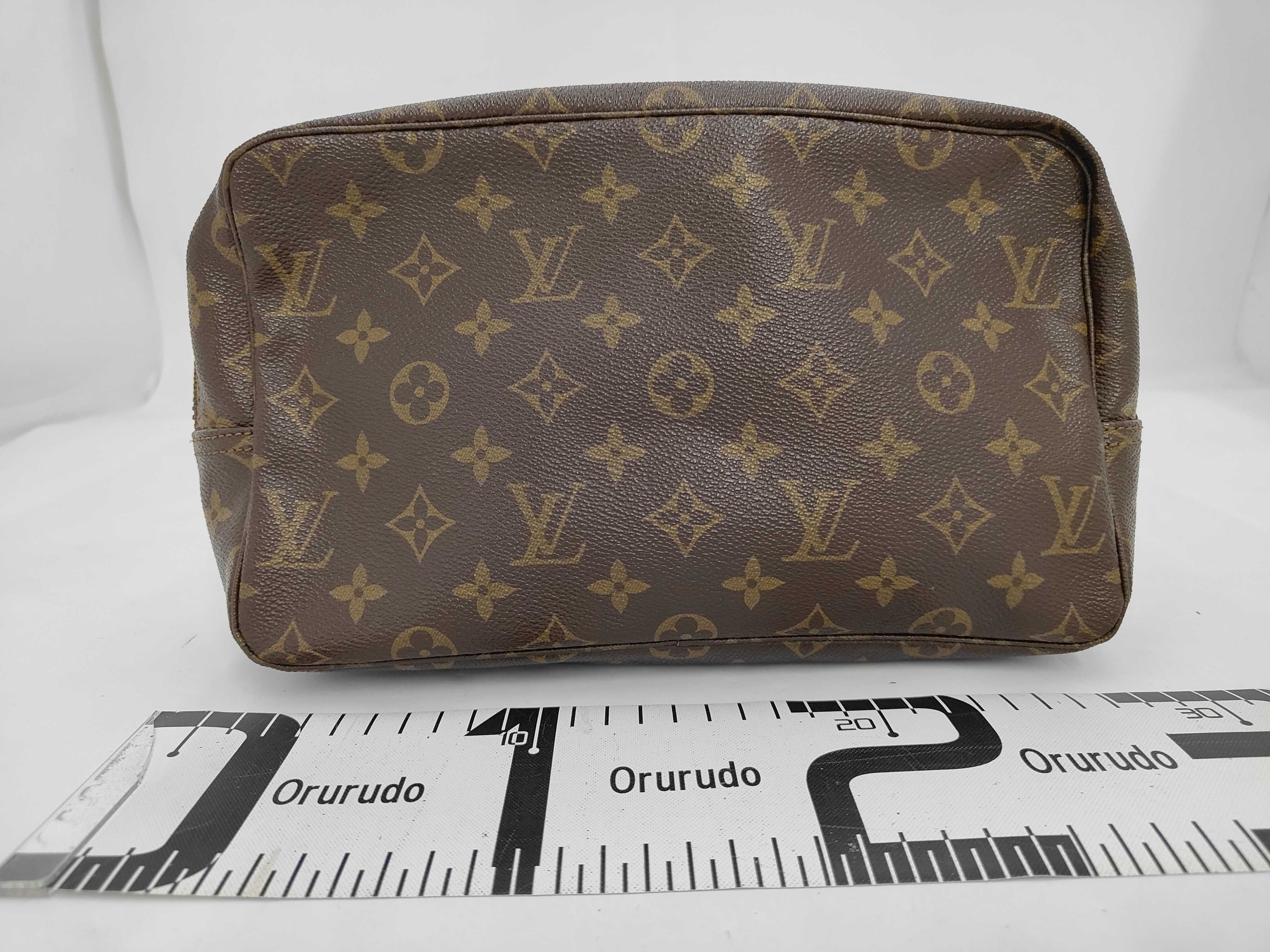 Monogram Louis Vuitton Second Bag — view 2
