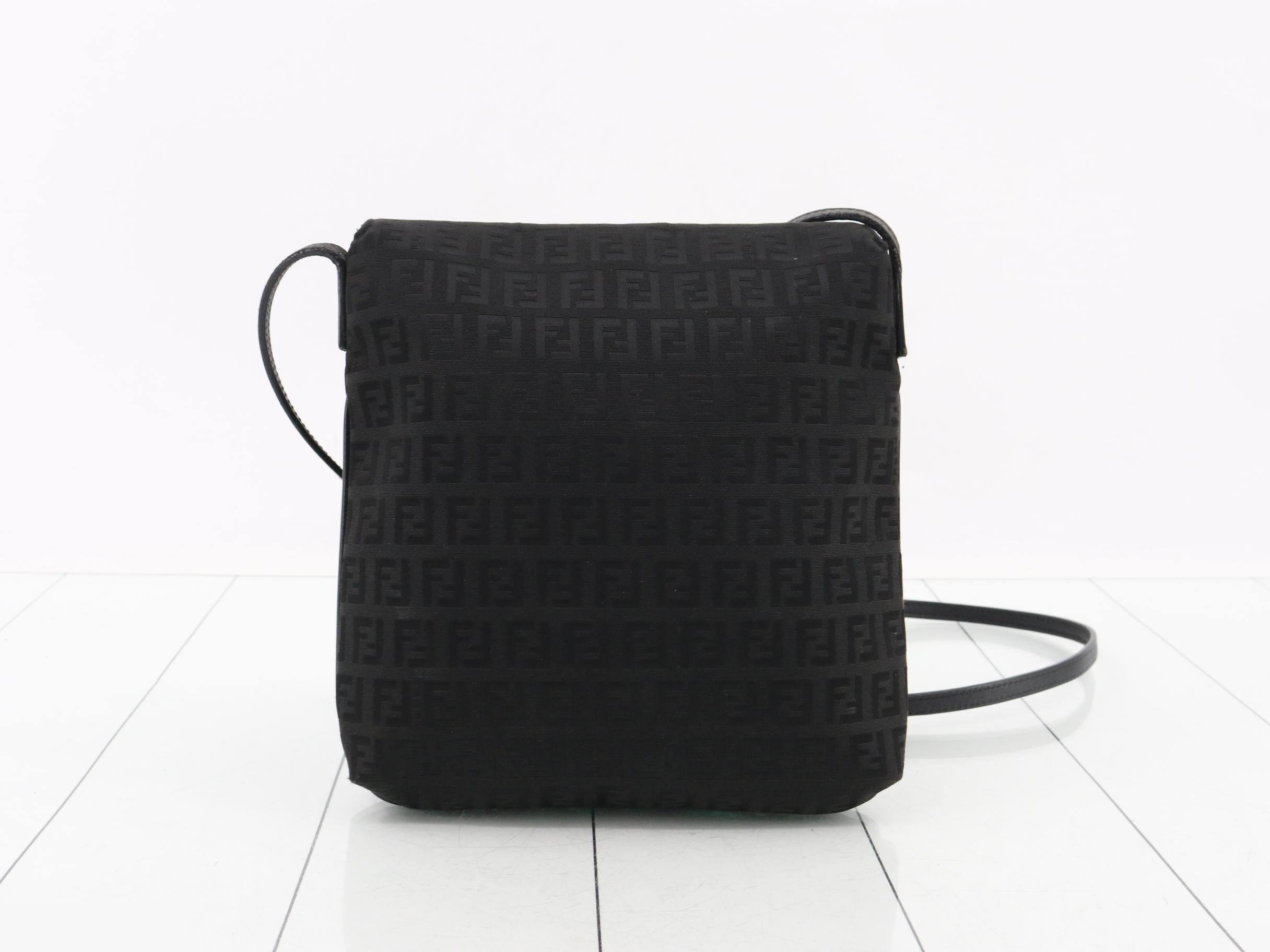 Zucca (bag) - Shoulder bag — view 2