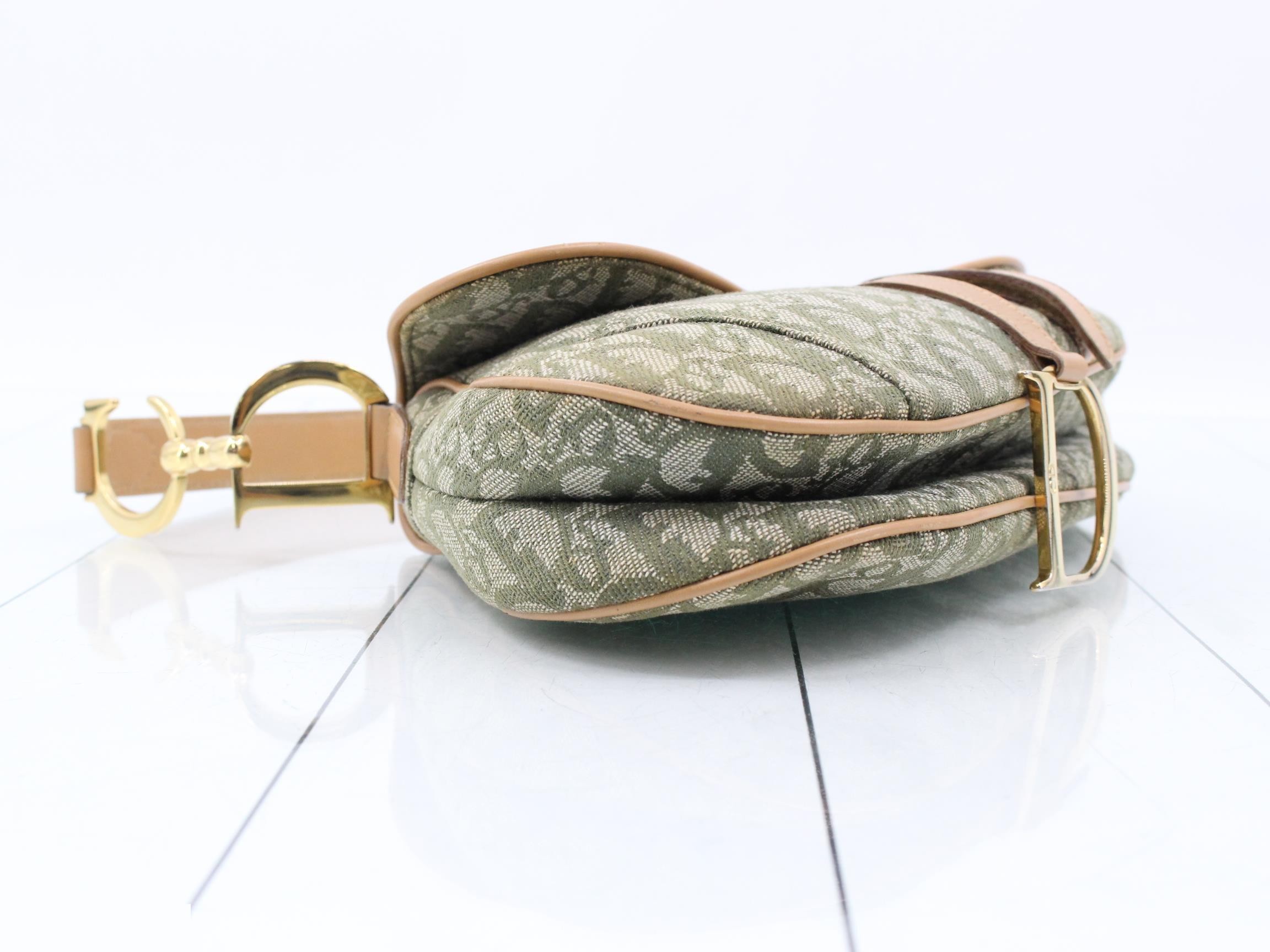 Trotter Saddle Bag Canvas x Leather Shoulder Bag Green — view 5