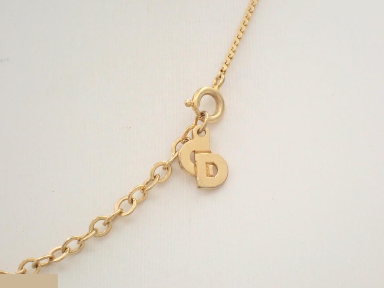 Gold necklace, chain approximately 42cm — view 2