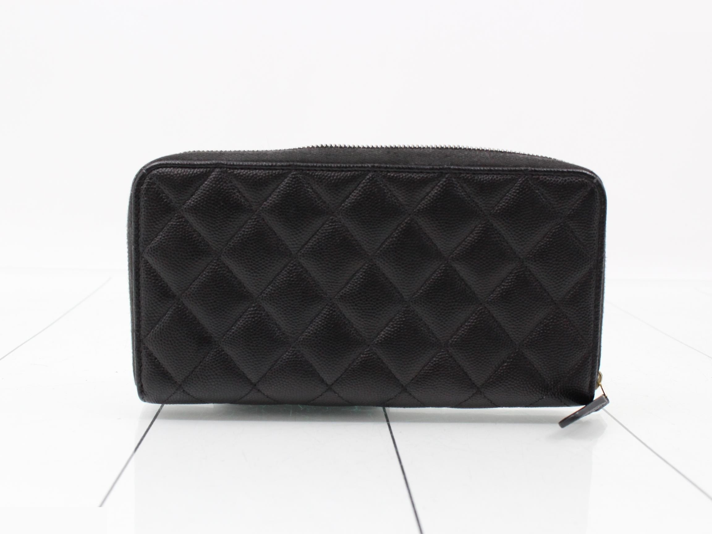 Caviar skin (bags) and wallets — view 2