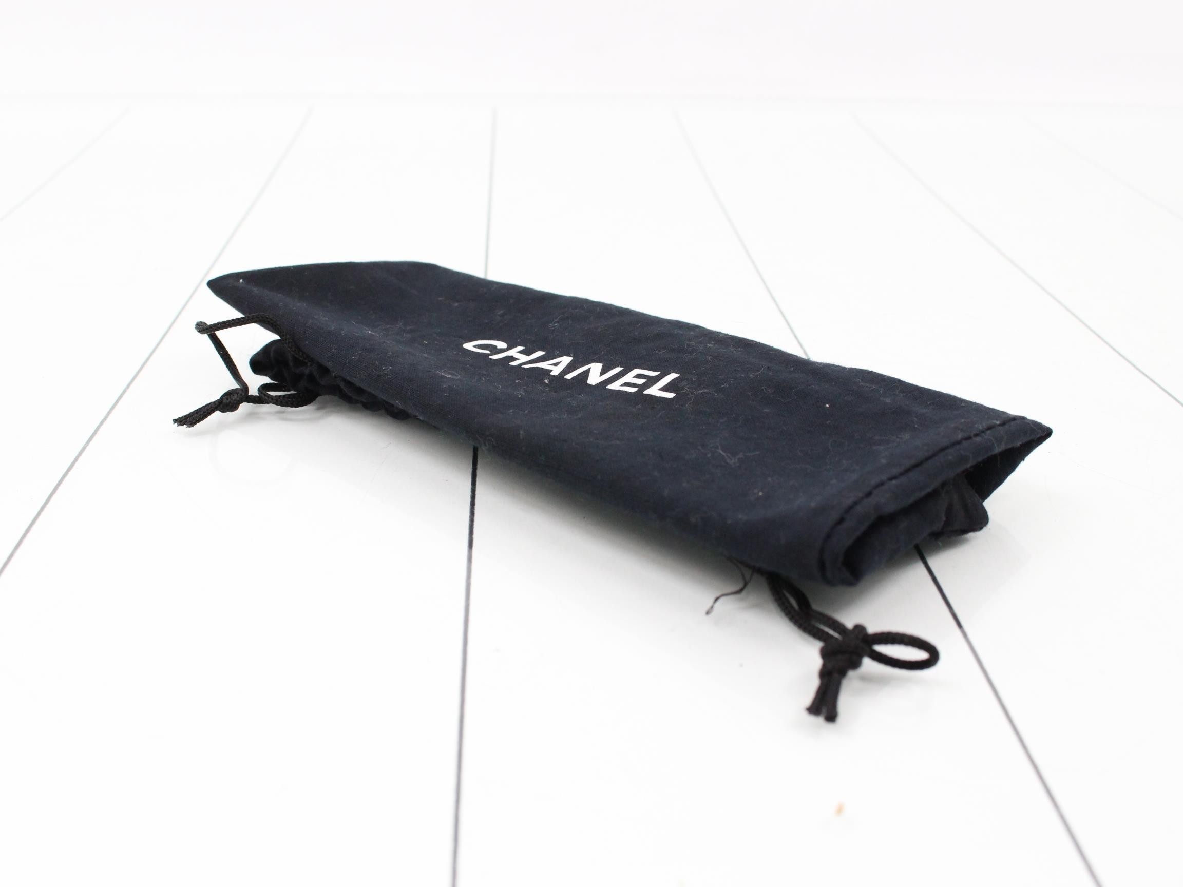 Caviar skin (bags) and wallets — view 5