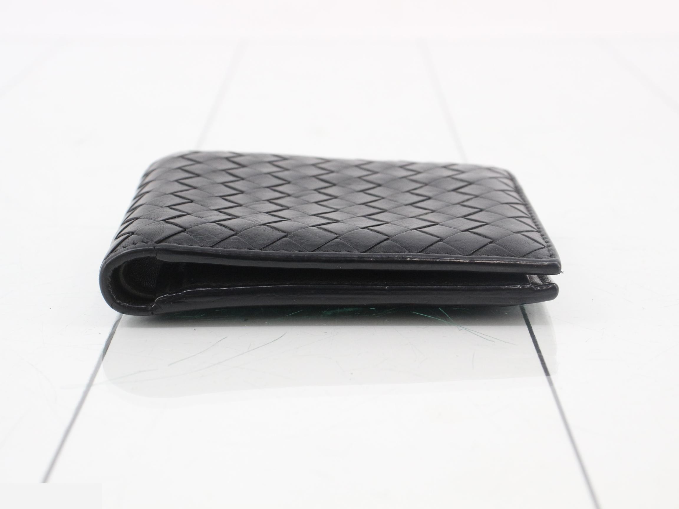 Intrecciato Bi-fold Wallet — view 3