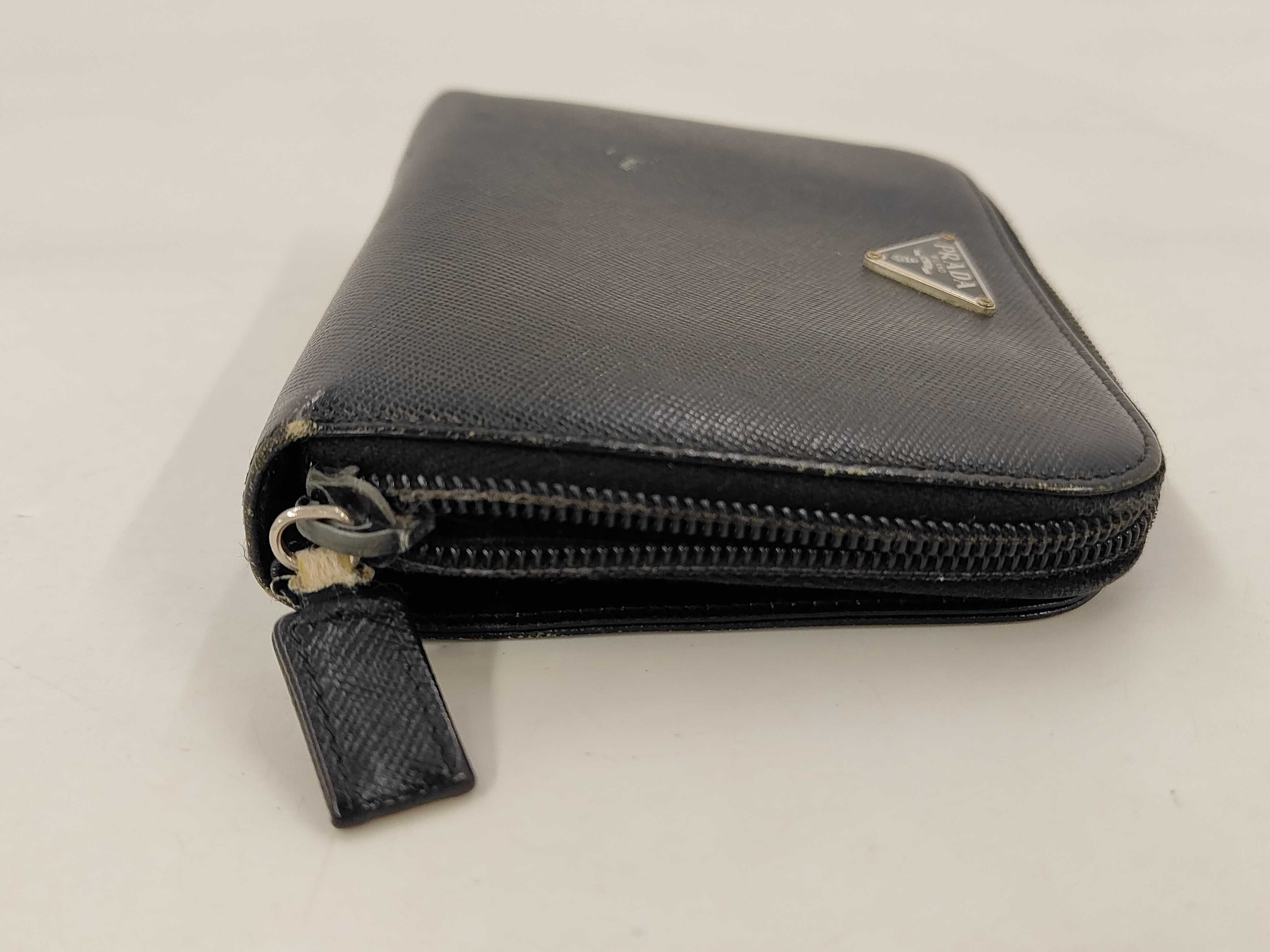 wallet — view 4