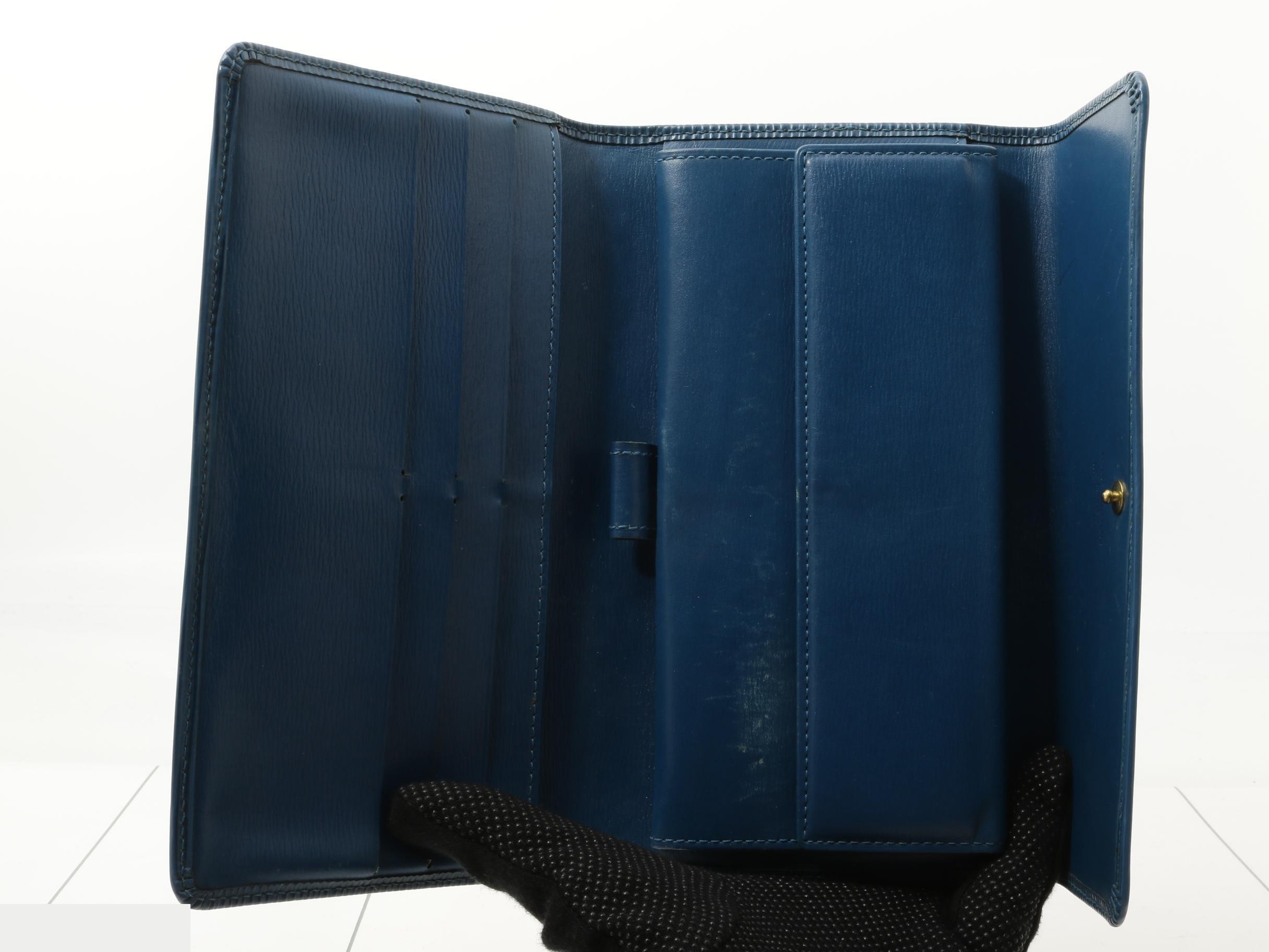 International Long Wallet — view 4