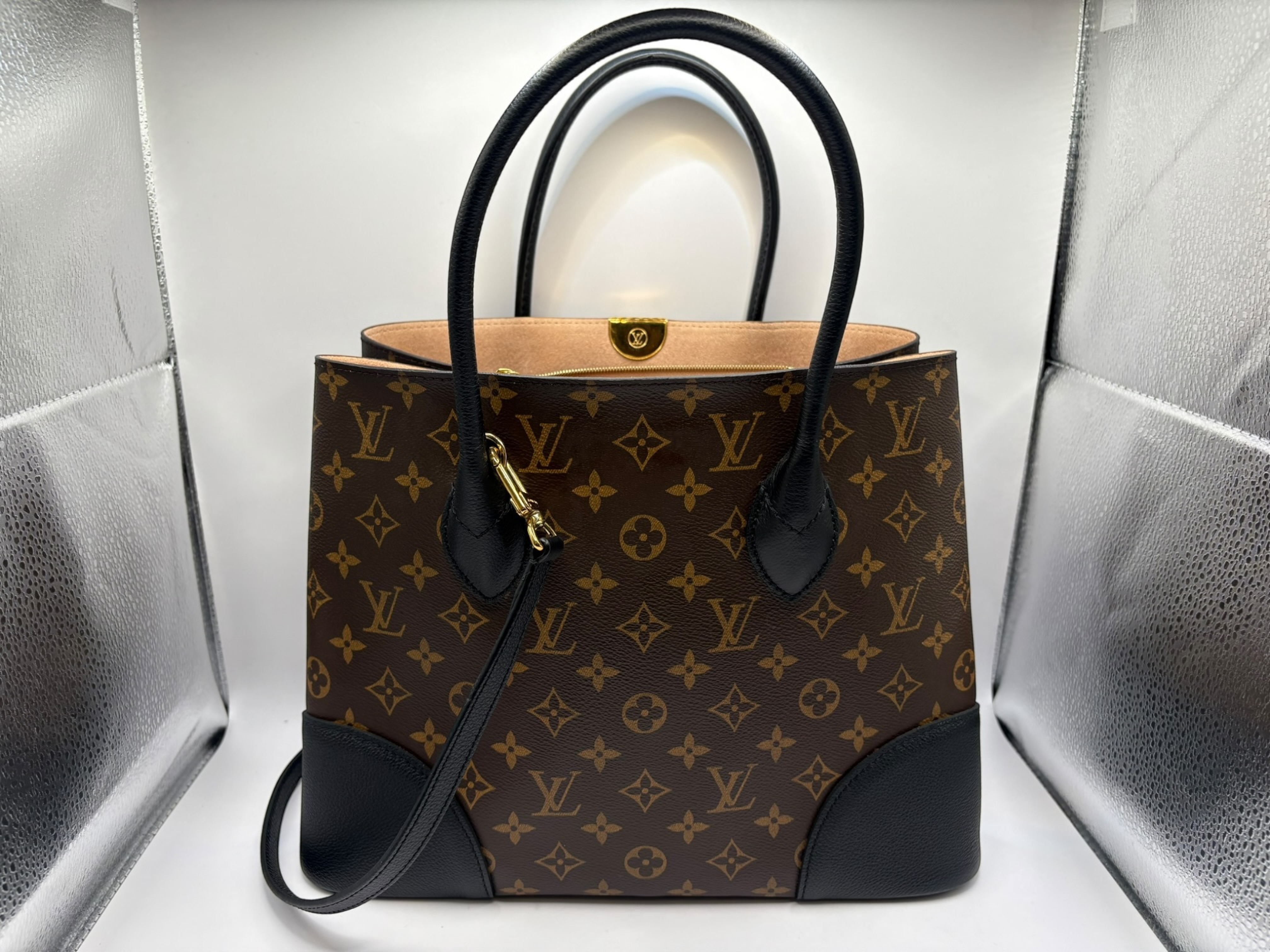 Monogram Flandrin M41595 Shoulder Bag (RFID detected) — view 2