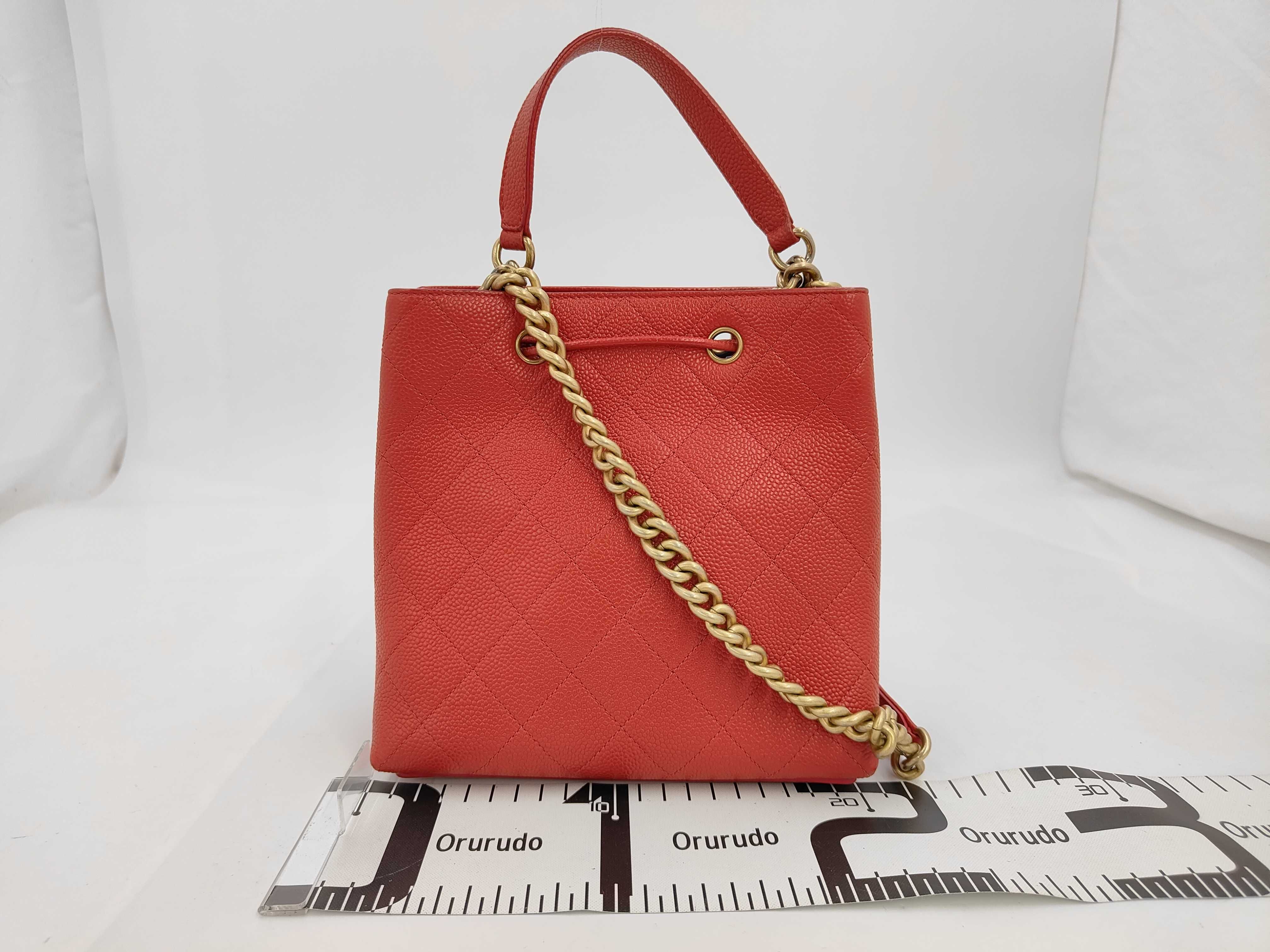 Matelassé Bucket Shoulder Bag, Series 27, Caviar Red (GD) — view 2