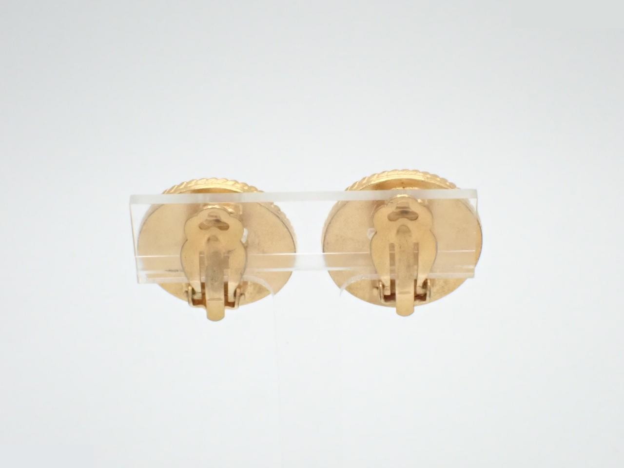 Earrings with Coco Mark design, gold. — view 2