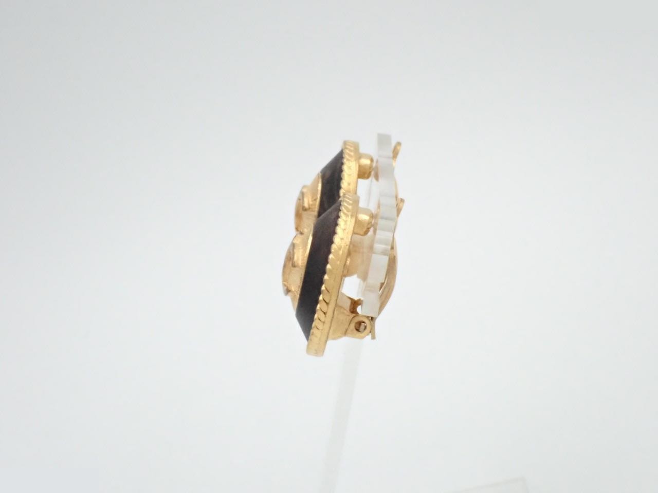 Earrings with Coco Mark design, gold. — view 3