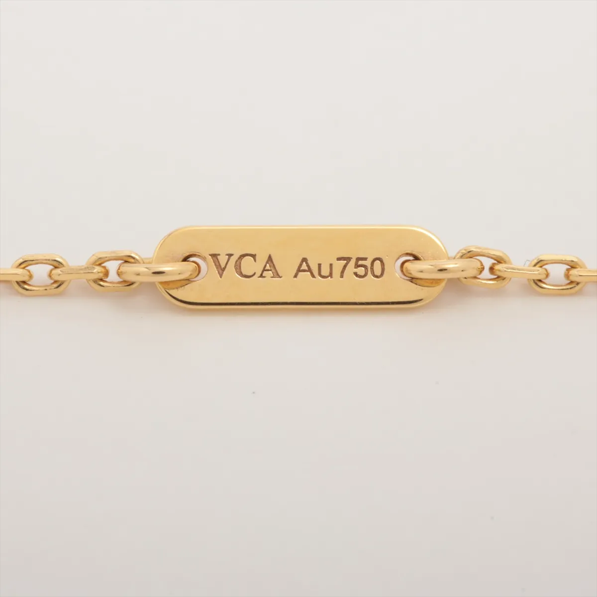 Sweet Alhambra Shell Necklace, 750 (Yellow Gold), 2.9g, JB180558. — view 4