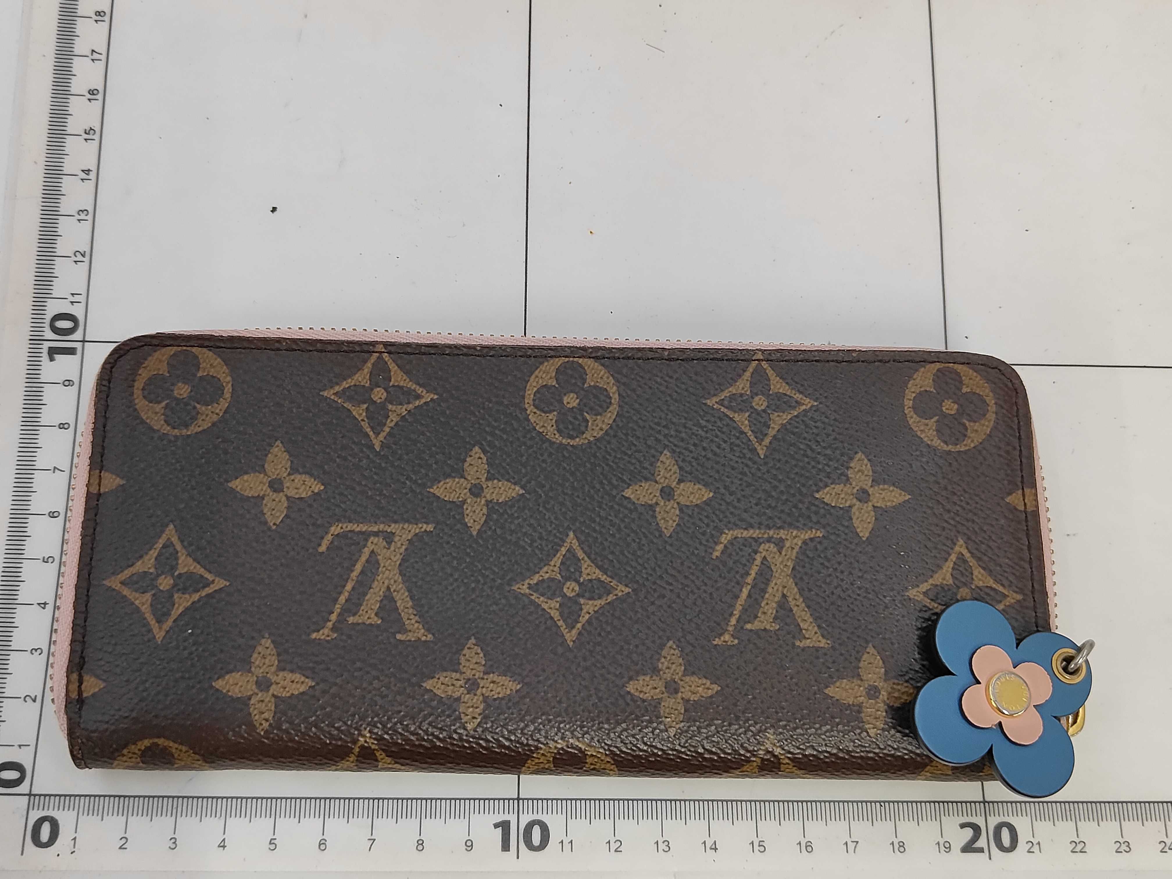 Monogram Portefeuille Clemence Flower Wallet — view 2