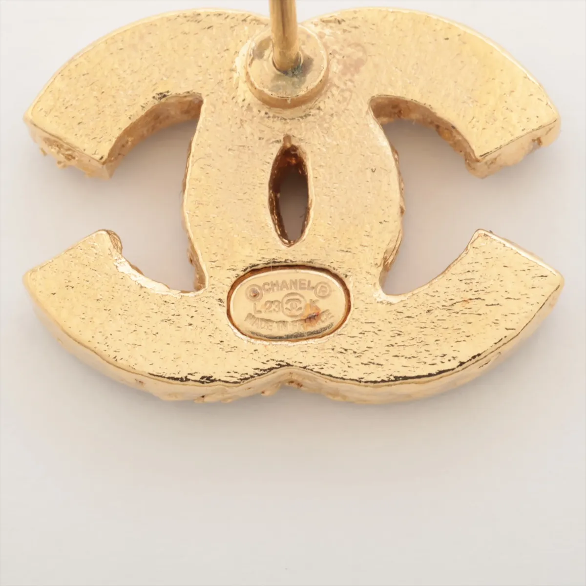 Coco Mark L23K Earrings (Pair) GP Black x Gold — view 5