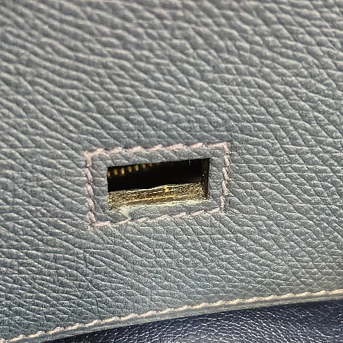 [Individually packaged] Hermes Birkin 35 Letournée Courchevel Blue Indigo Gold Hardware H:2004 — view 14